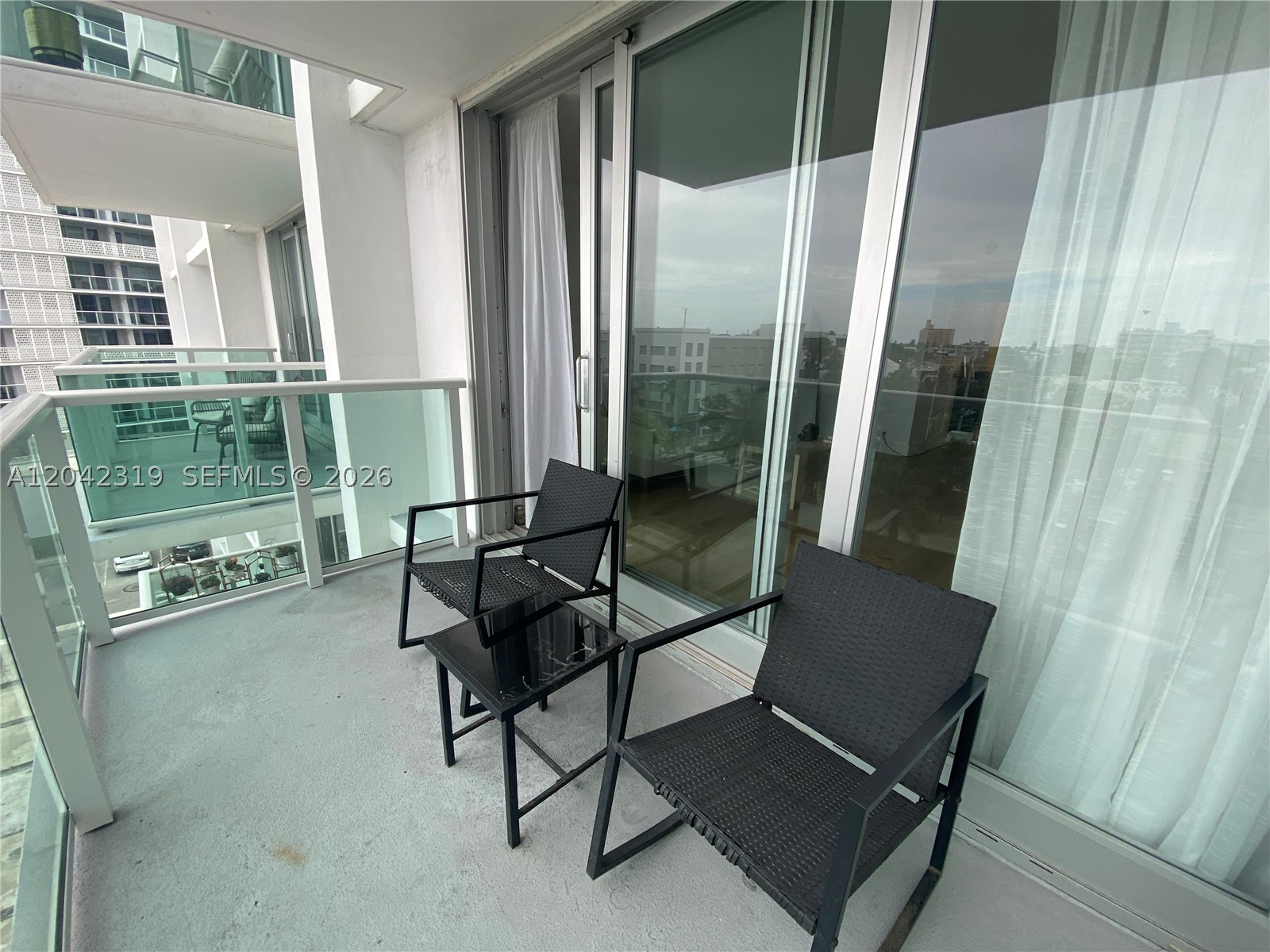 MIRADOR 1000 CONDO - Residential