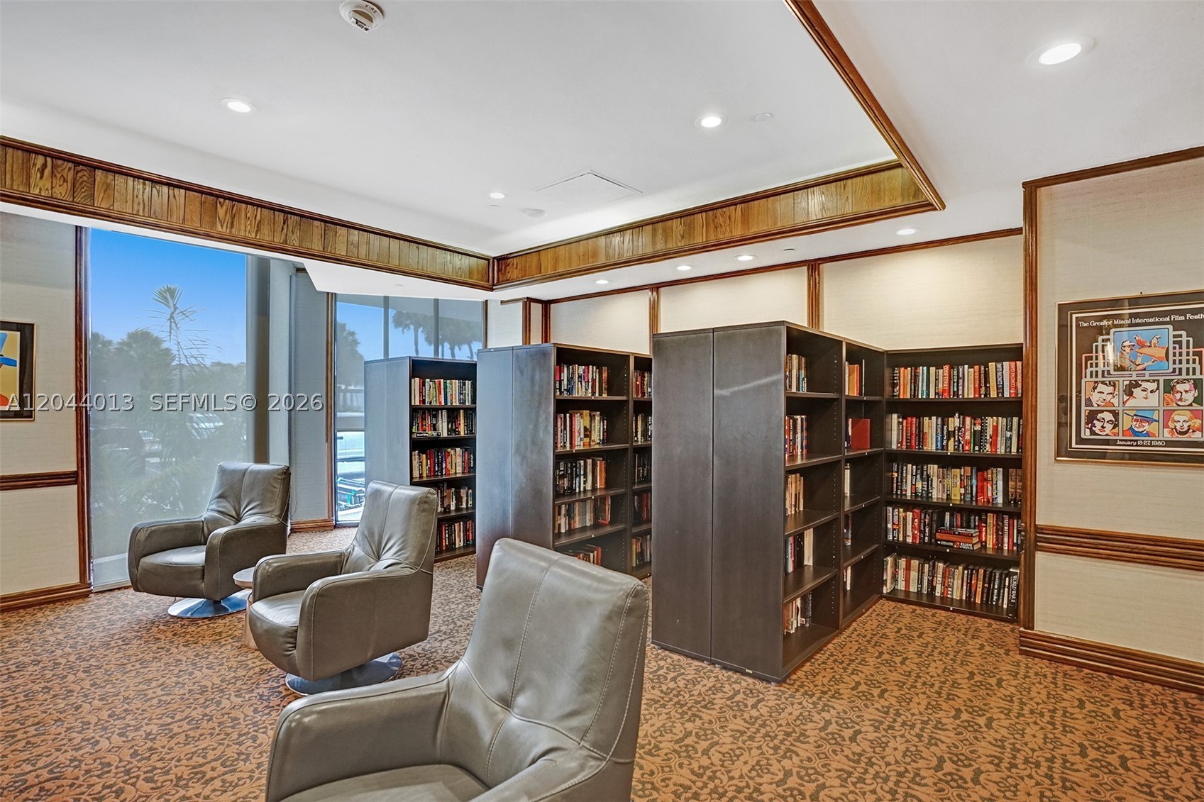 HAMPTONS WEST CONDO - Residential
