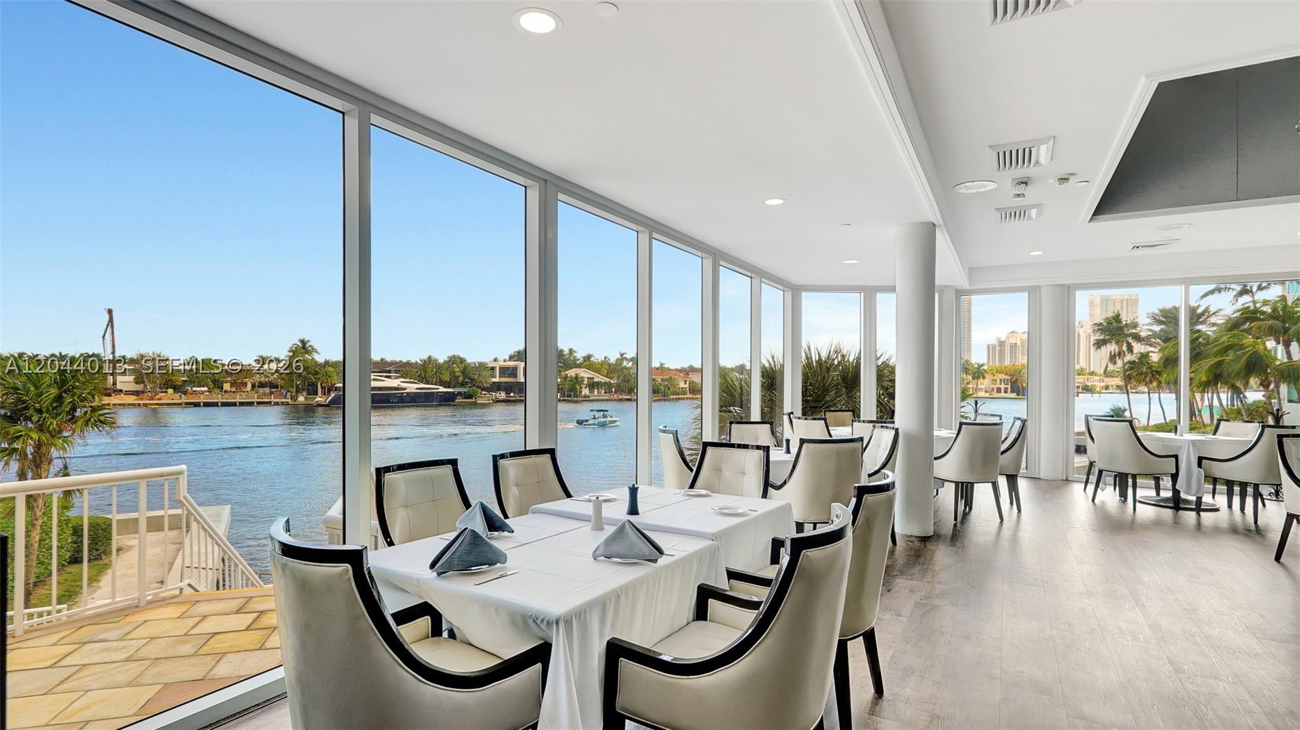 HAMPTONS WEST CONDO - Residential