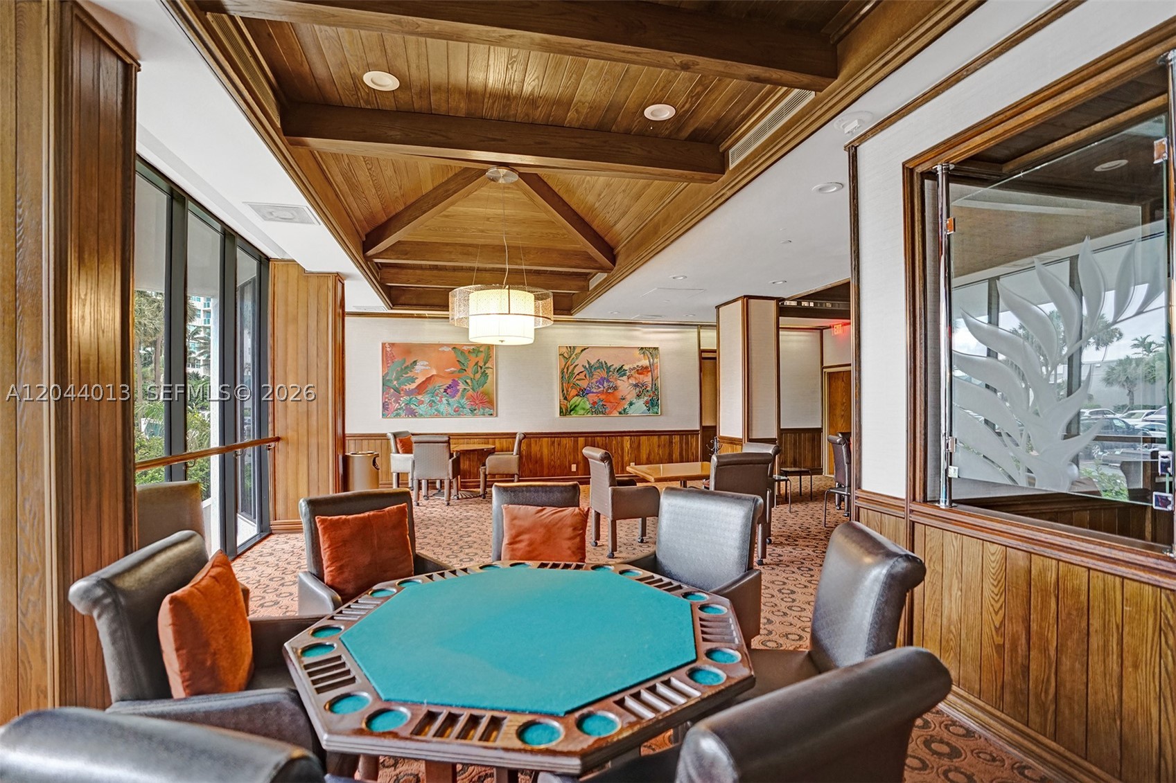HAMPTONS WEST CONDO - Residential