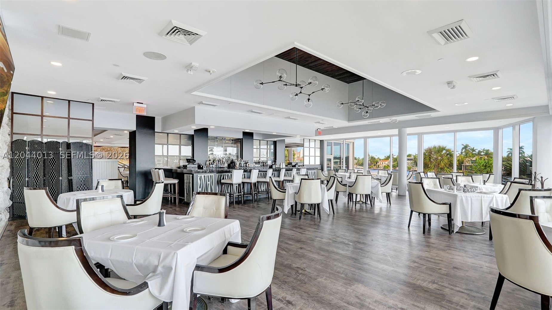 HAMPTONS WEST CONDO - Residential