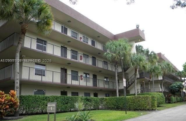 CYPRESS CHASE NORTH NO 2 - Residential