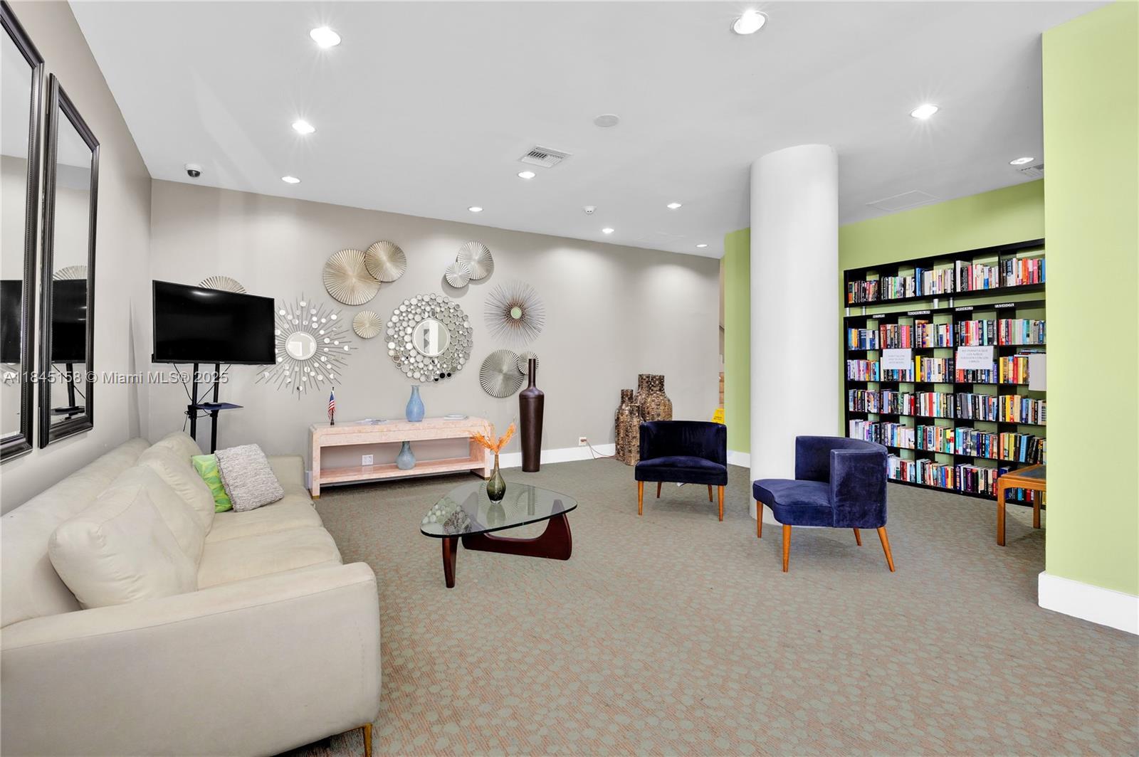 PARKVIEW POINT CONDO - Residential