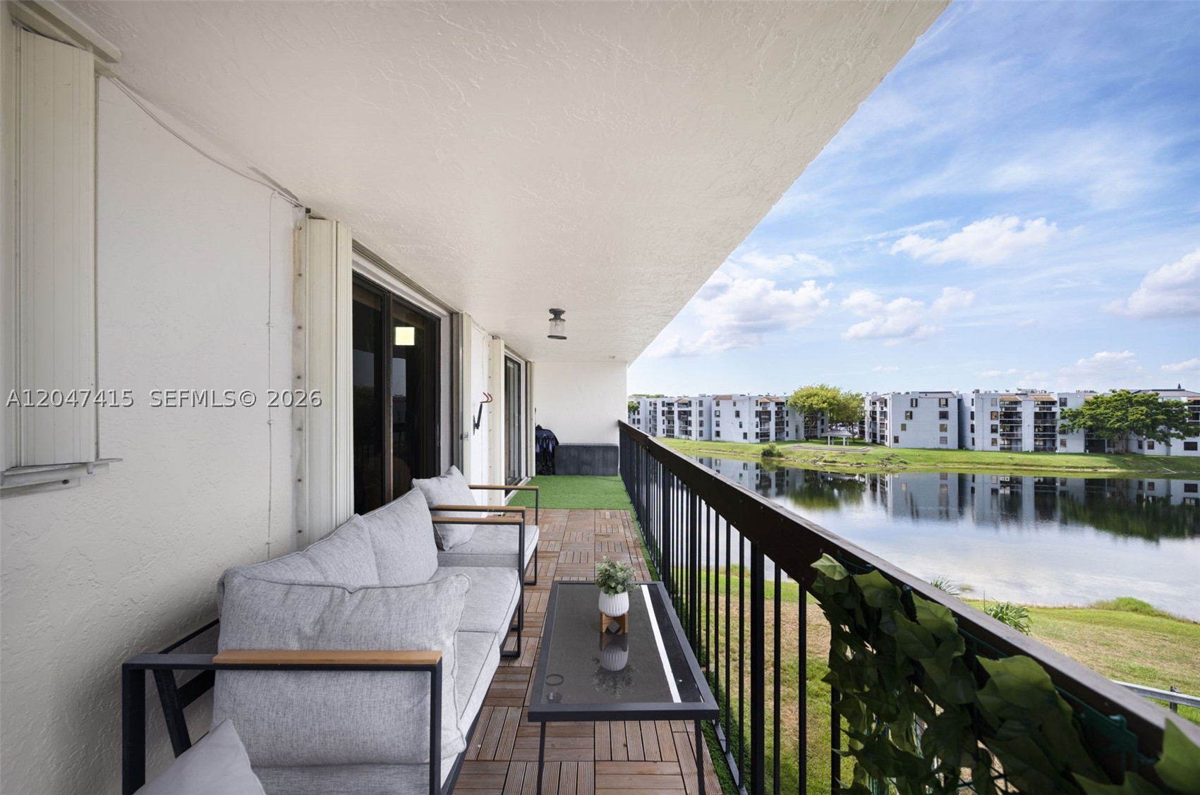 PENINSULA AT INTL GARDENS - Residential