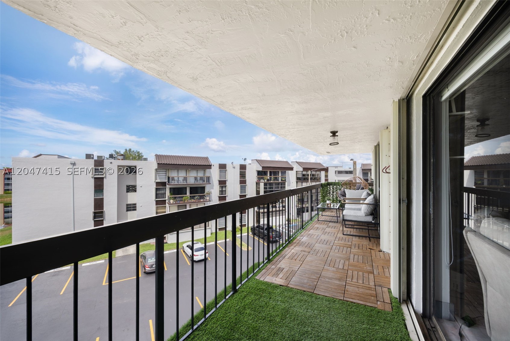 PENINSULA AT INTL GARDENS - Residential