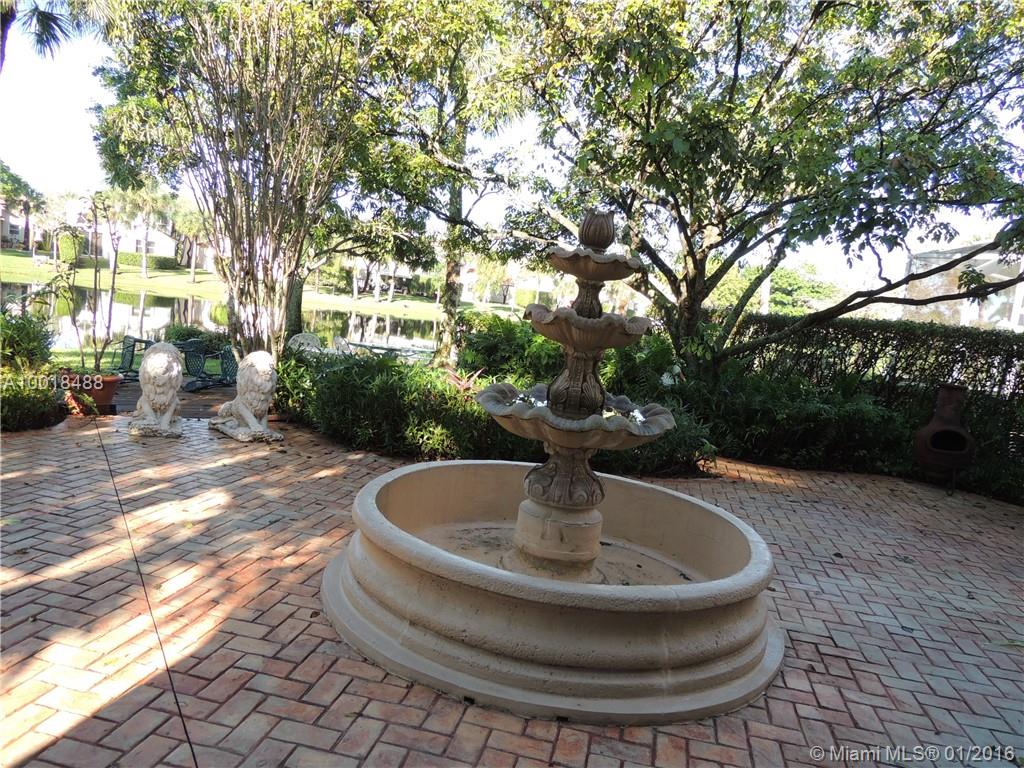 Hollywood Lakes Country C - Residential Lease