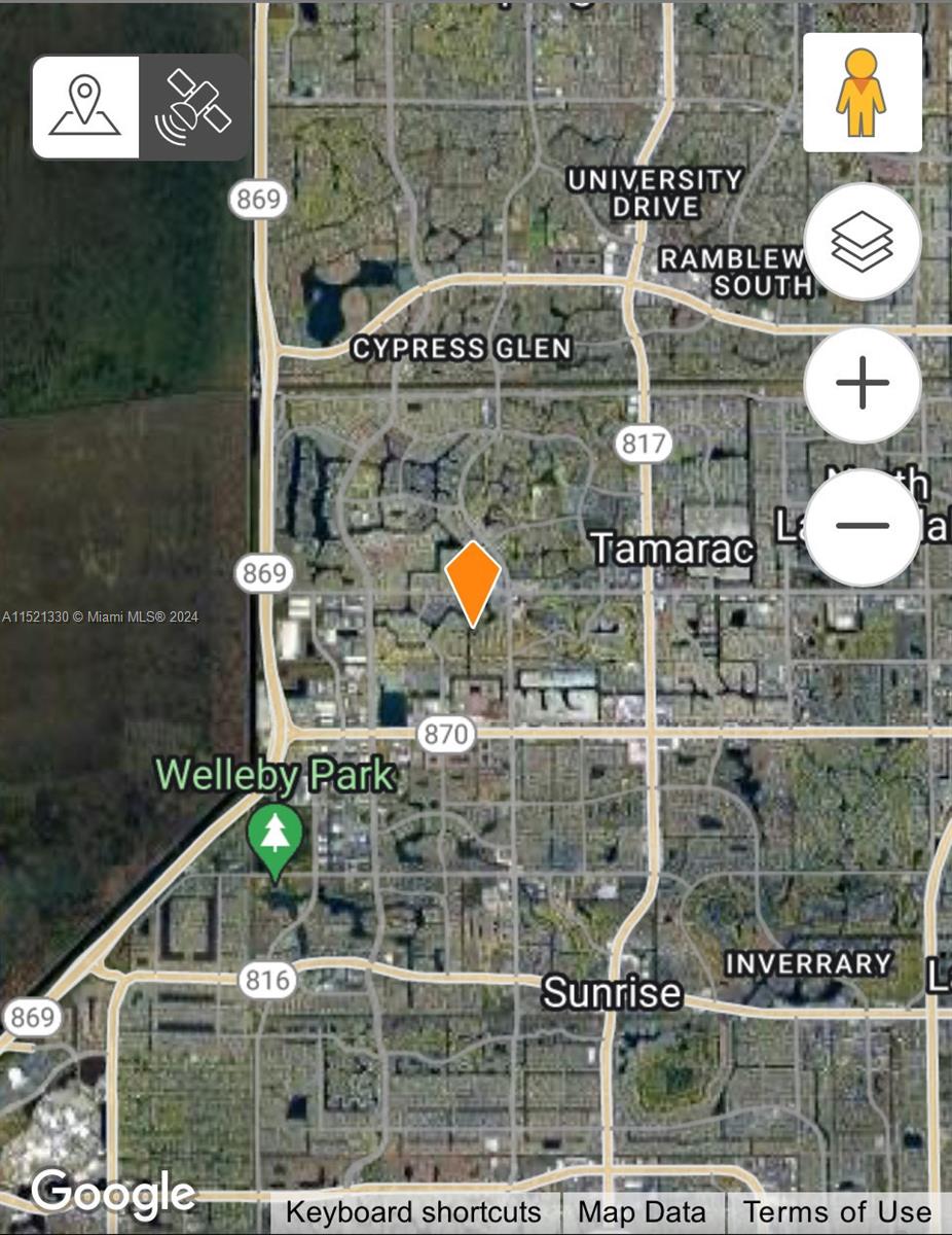 WEDGEWOOD CONDOMINIUM - Residential