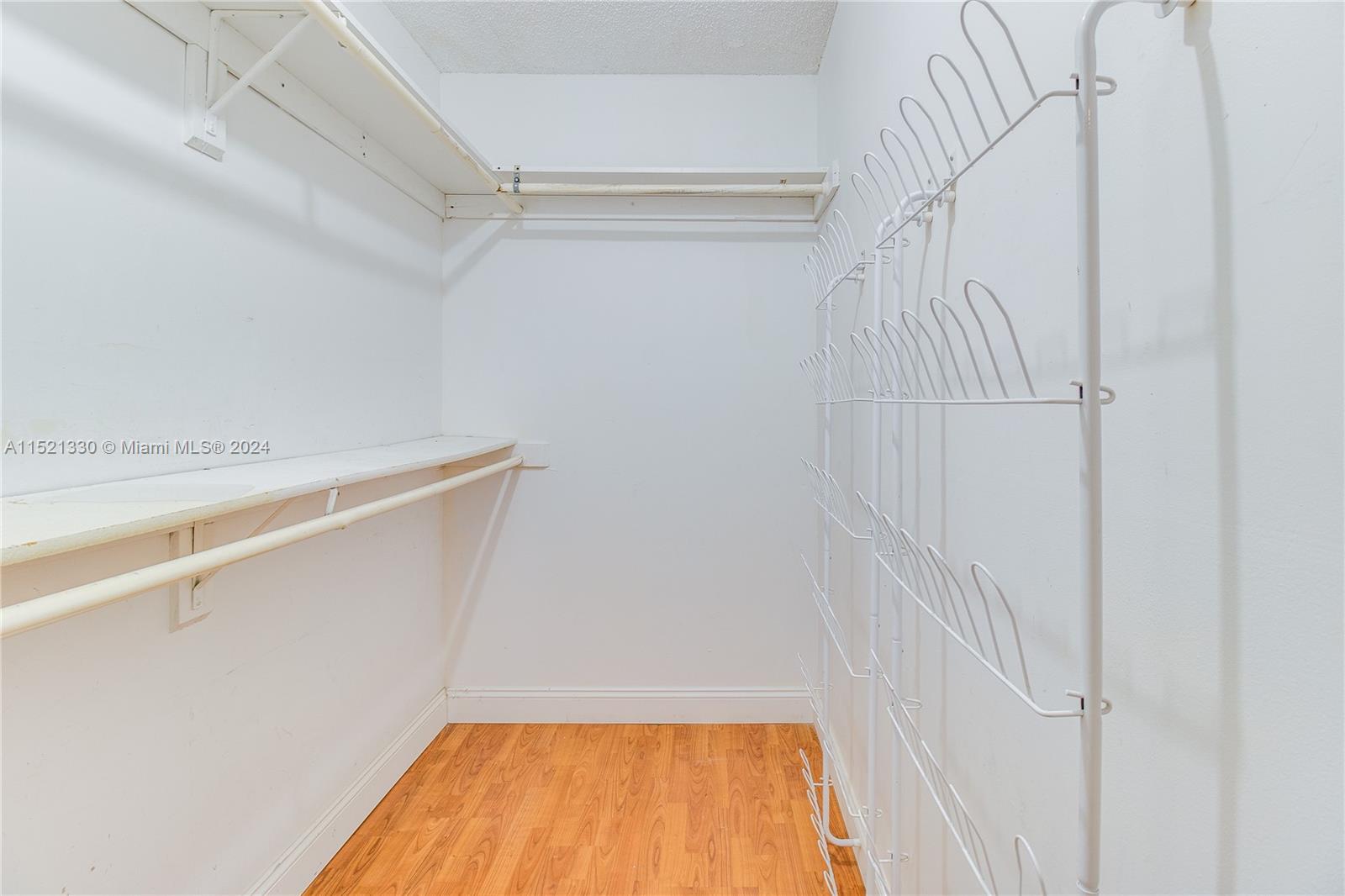 WEDGEWOOD CONDOMINIUM - Residential