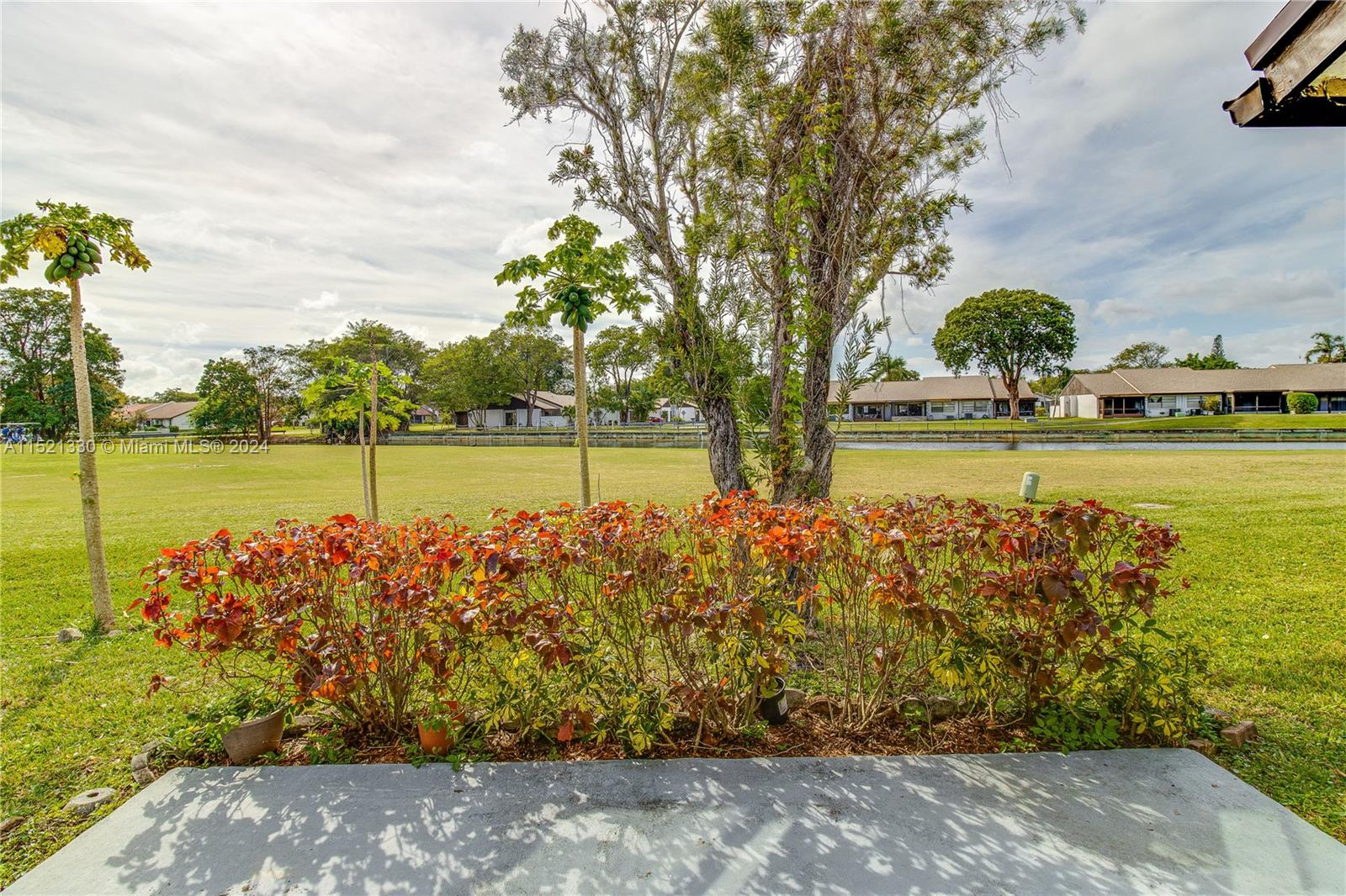 WEDGEWOOD CONDOMINIUM - Residential