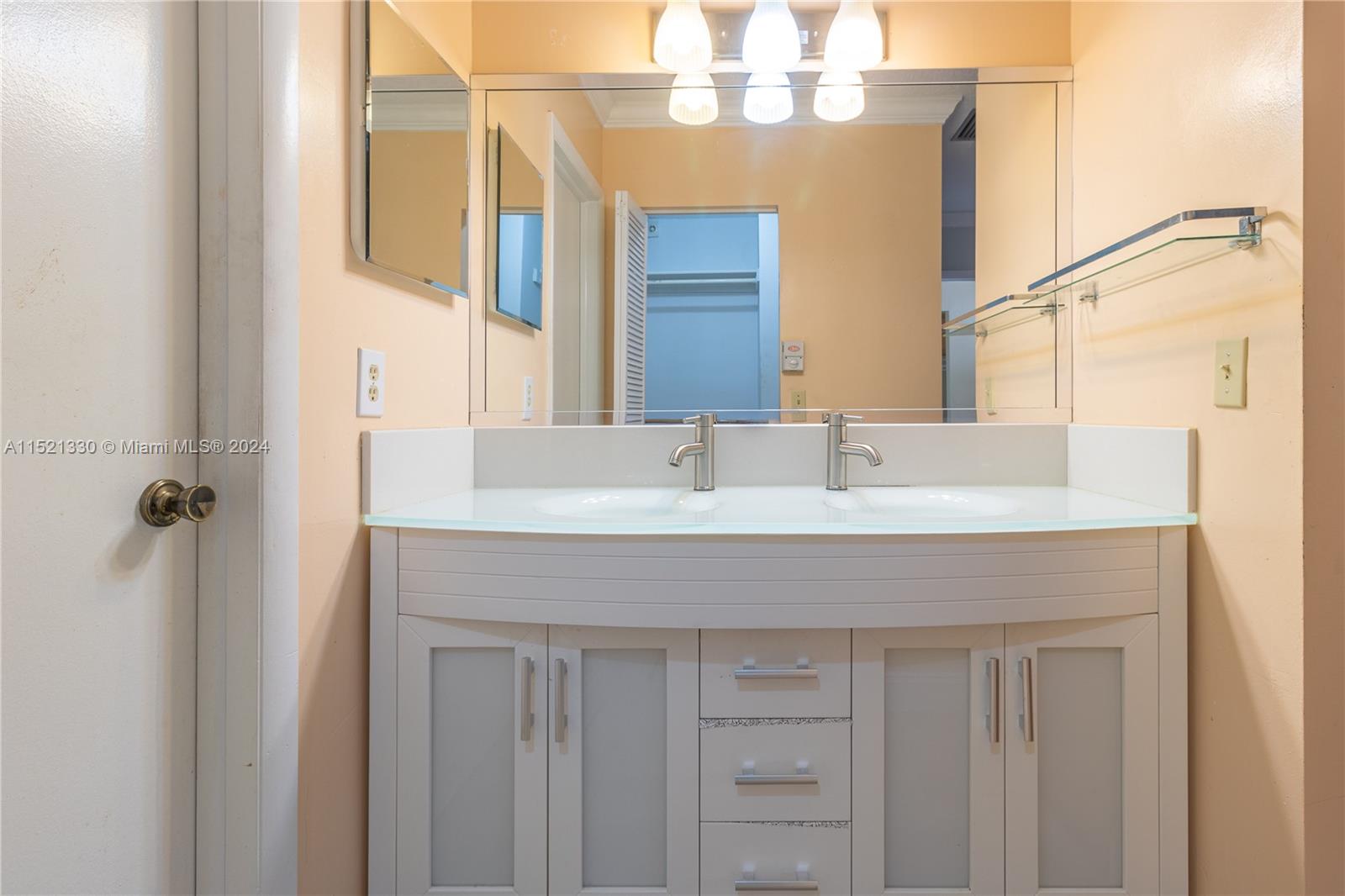 WEDGEWOOD CONDOMINIUM - Residential