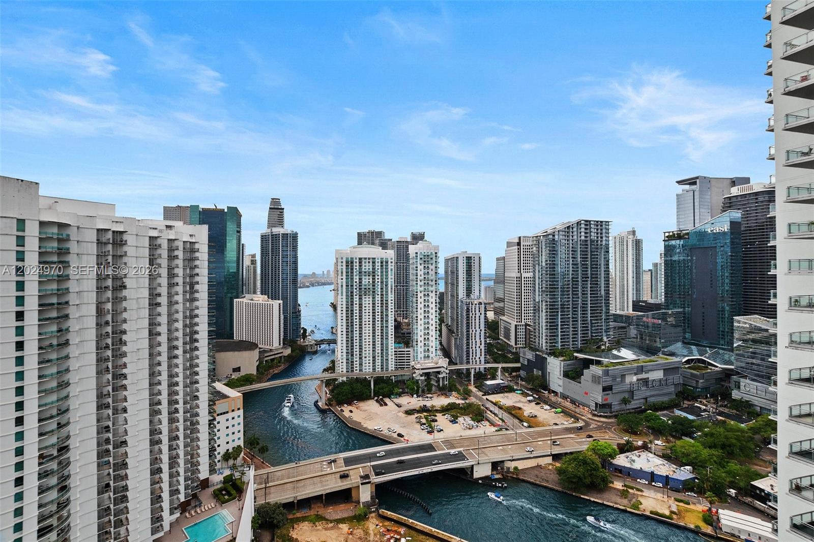 IVY CONDO - Residential