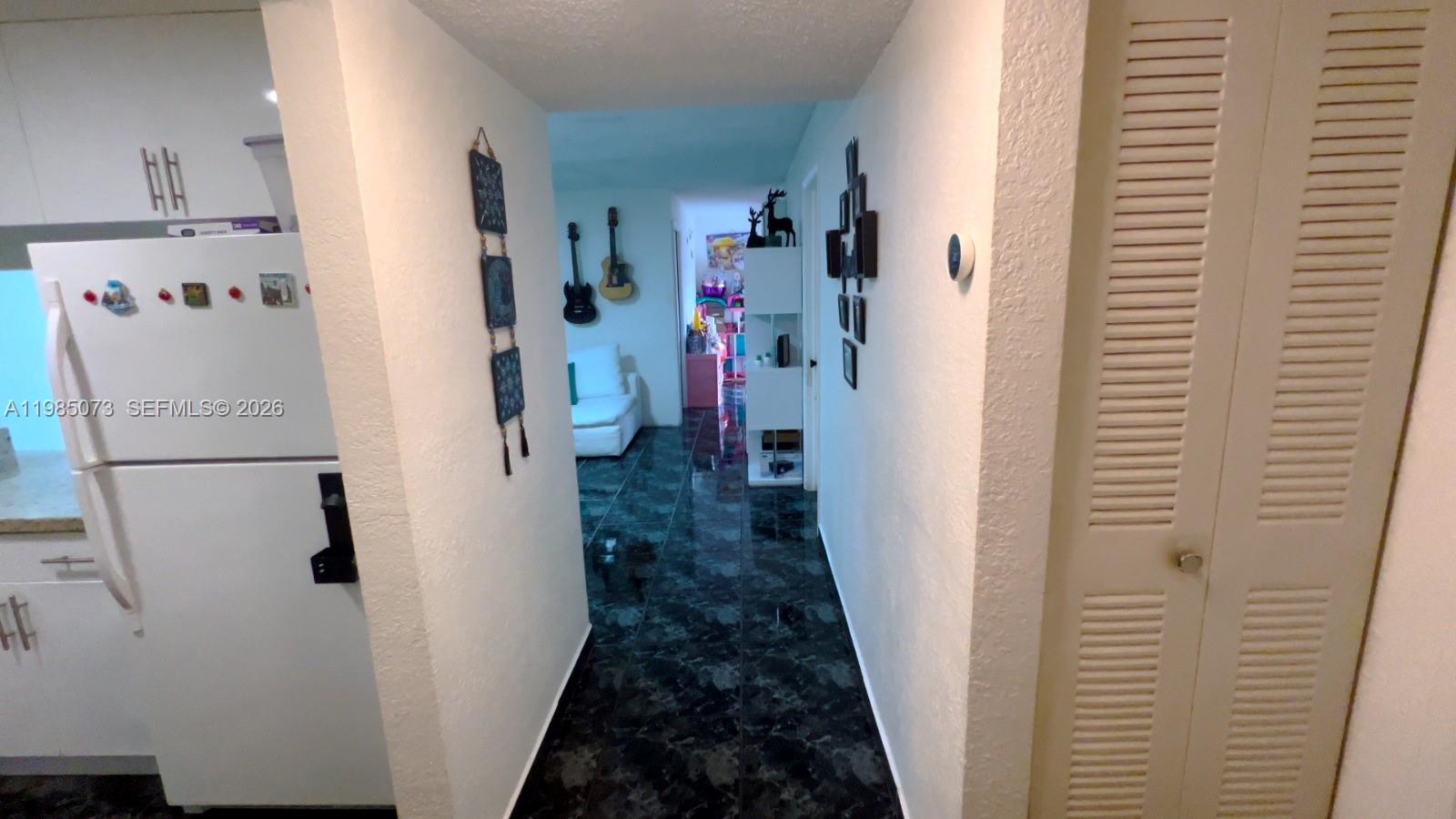 LOS ARBOLES CONDO - Residential