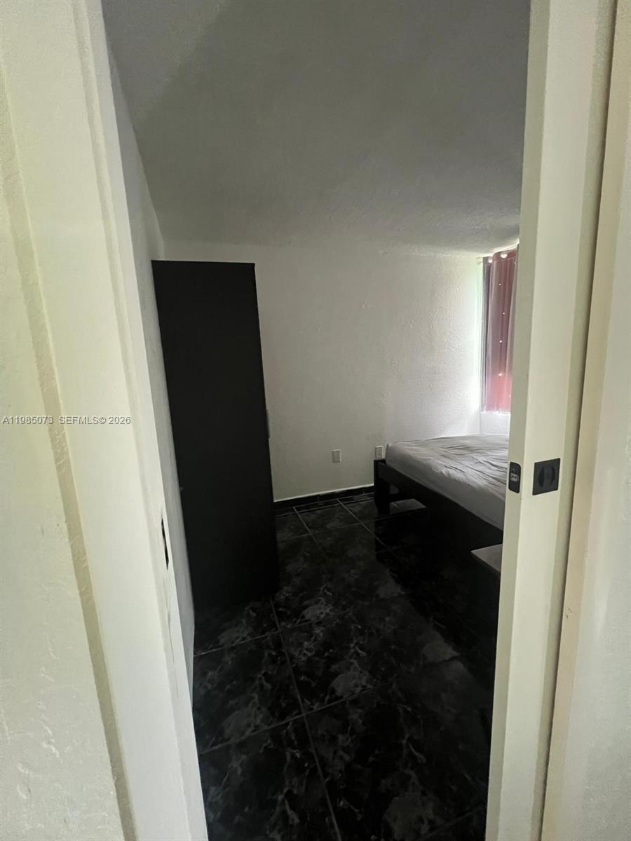 LOS ARBOLES CONDO - Residential