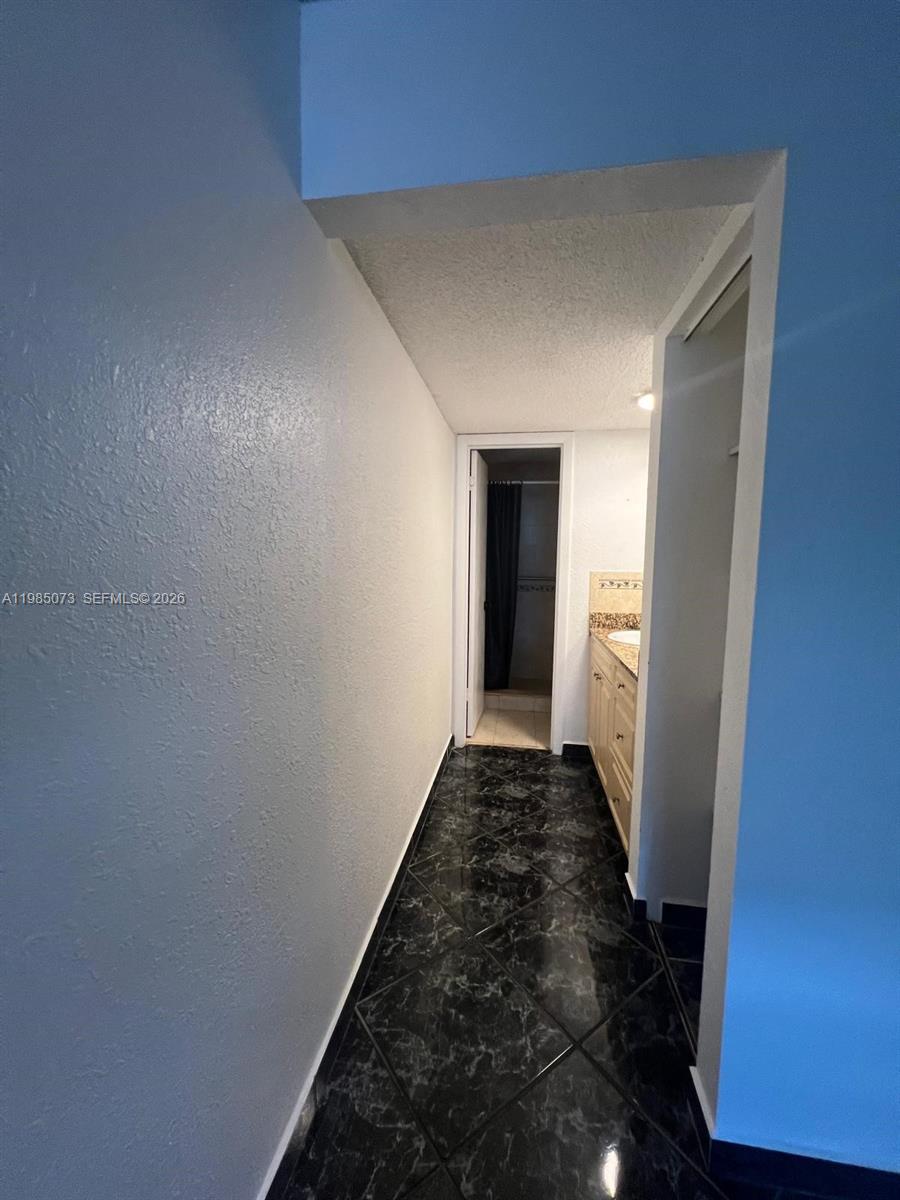 LOS ARBOLES CONDO - Residential