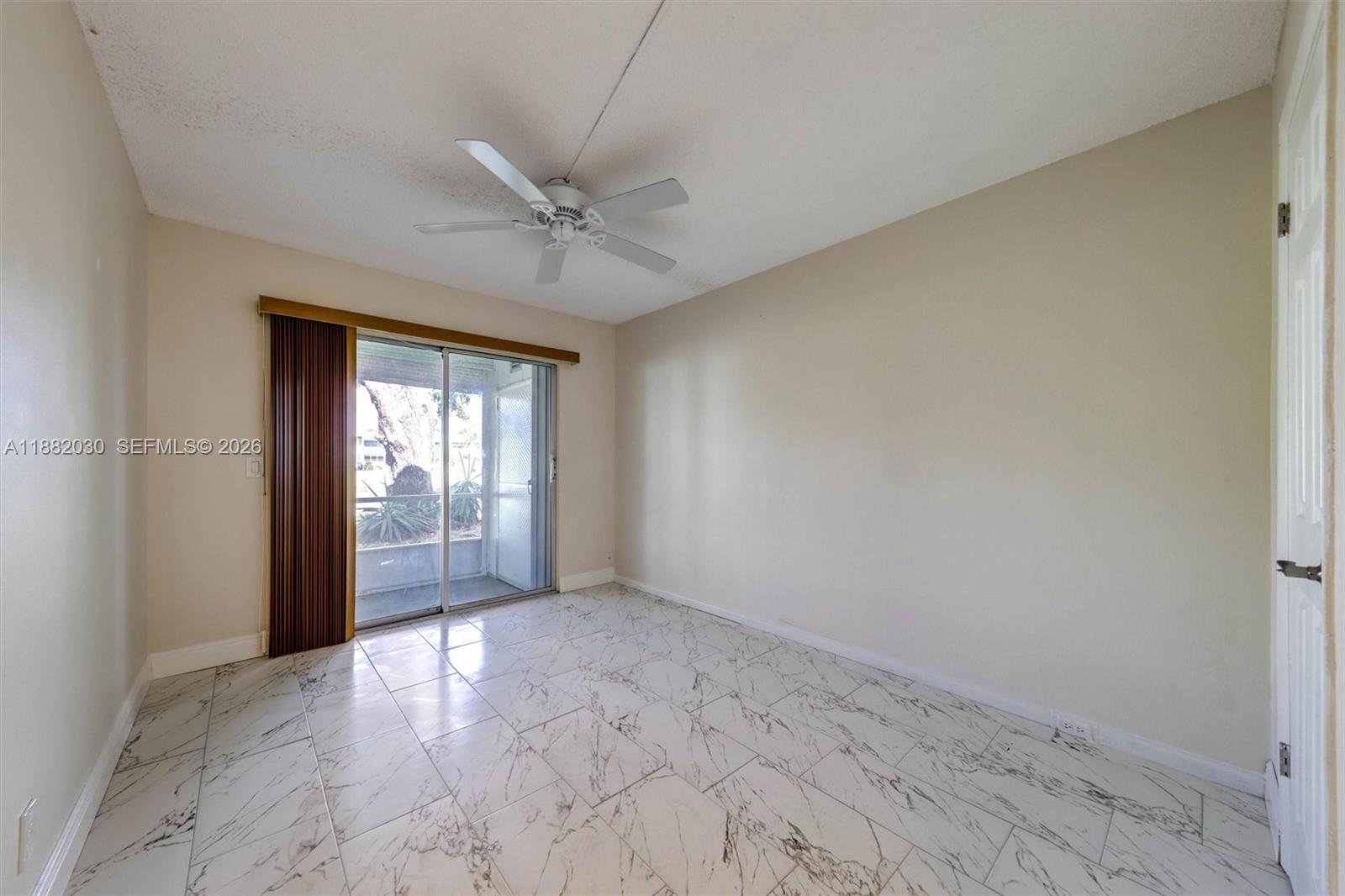 ISLEWOOD B CONDO - Residential