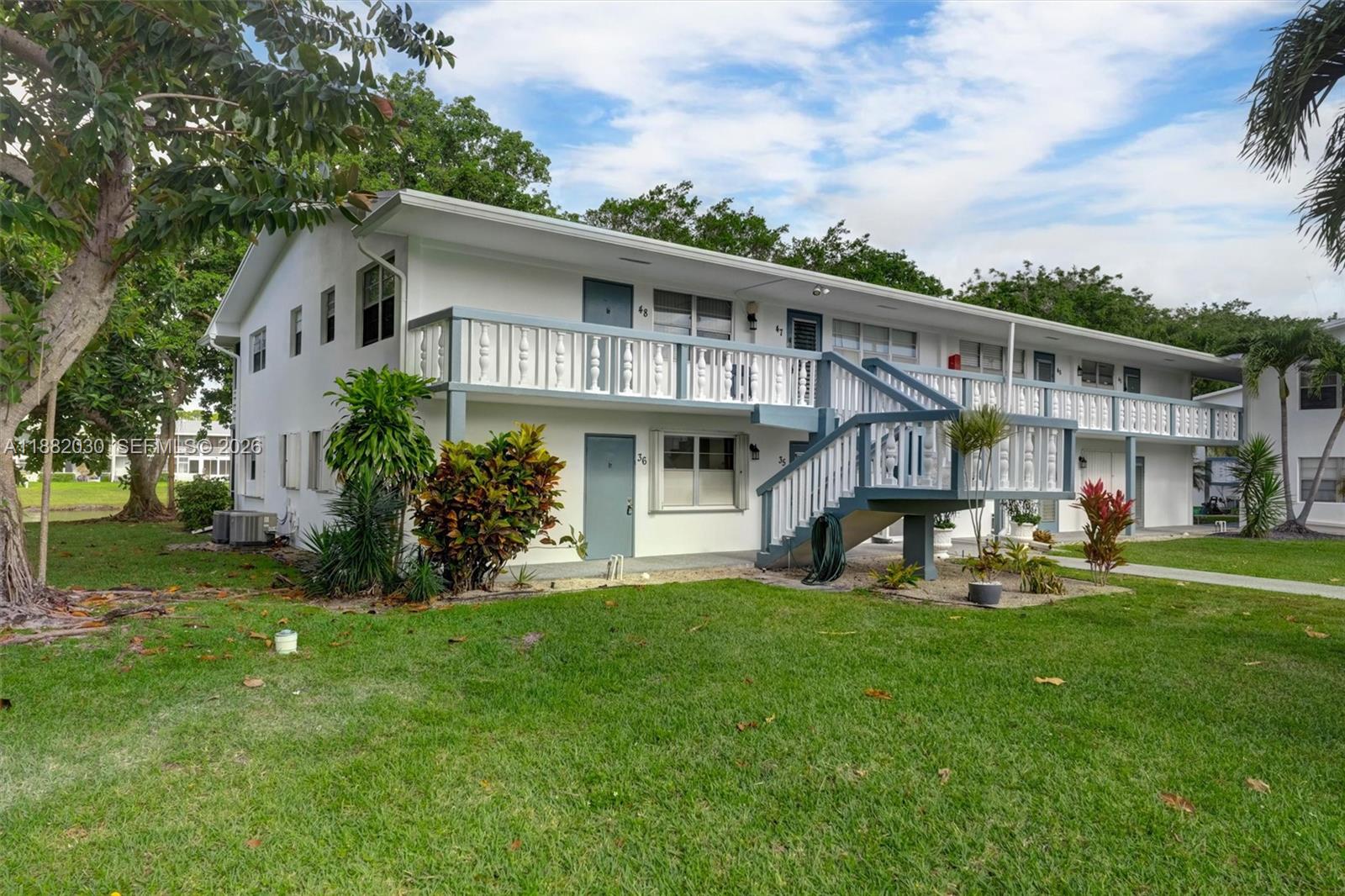 ISLEWOOD B CONDO - Residential