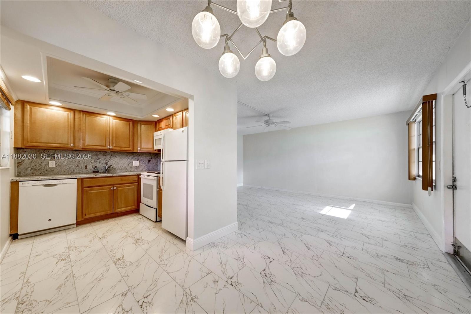 ISLEWOOD B CONDO - Residential