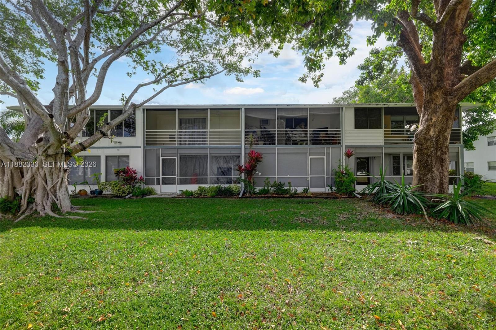 ISLEWOOD B CONDO - Residential