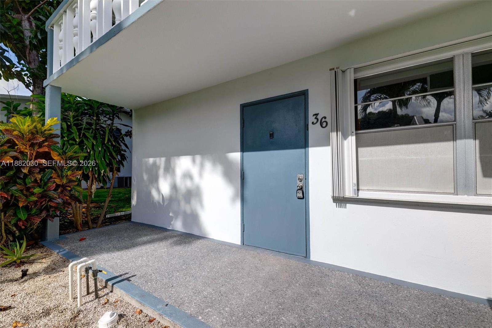 ISLEWOOD B CONDO - Residential