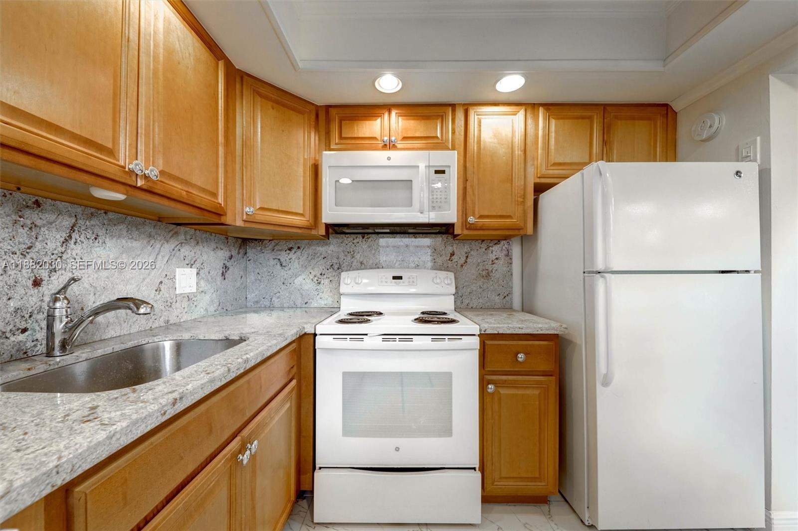 ISLEWOOD B CONDO - Residential