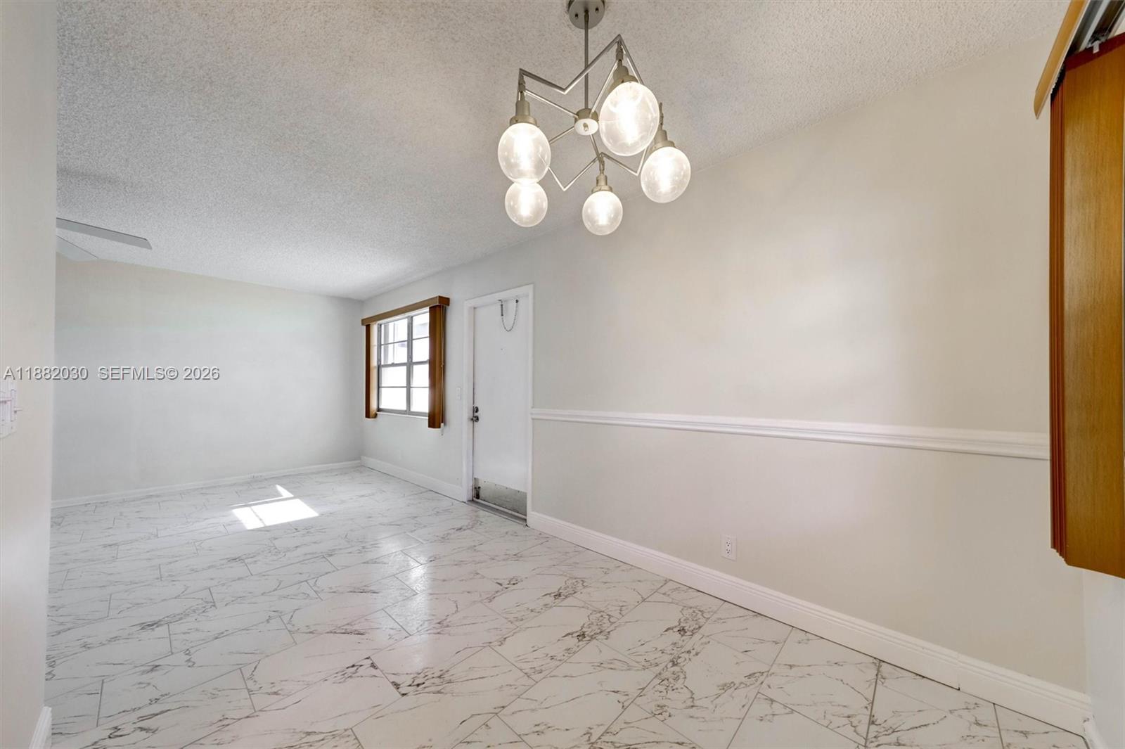 ISLEWOOD B CONDO - Residential