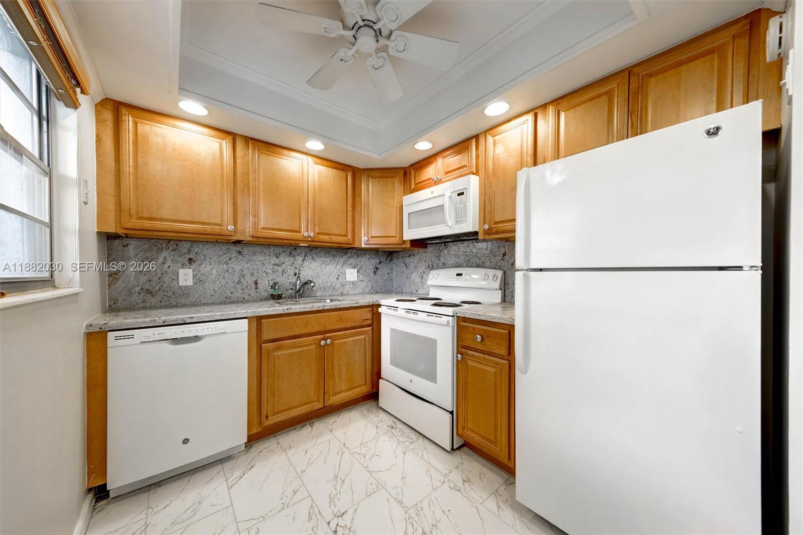 ISLEWOOD B CONDO - Residential