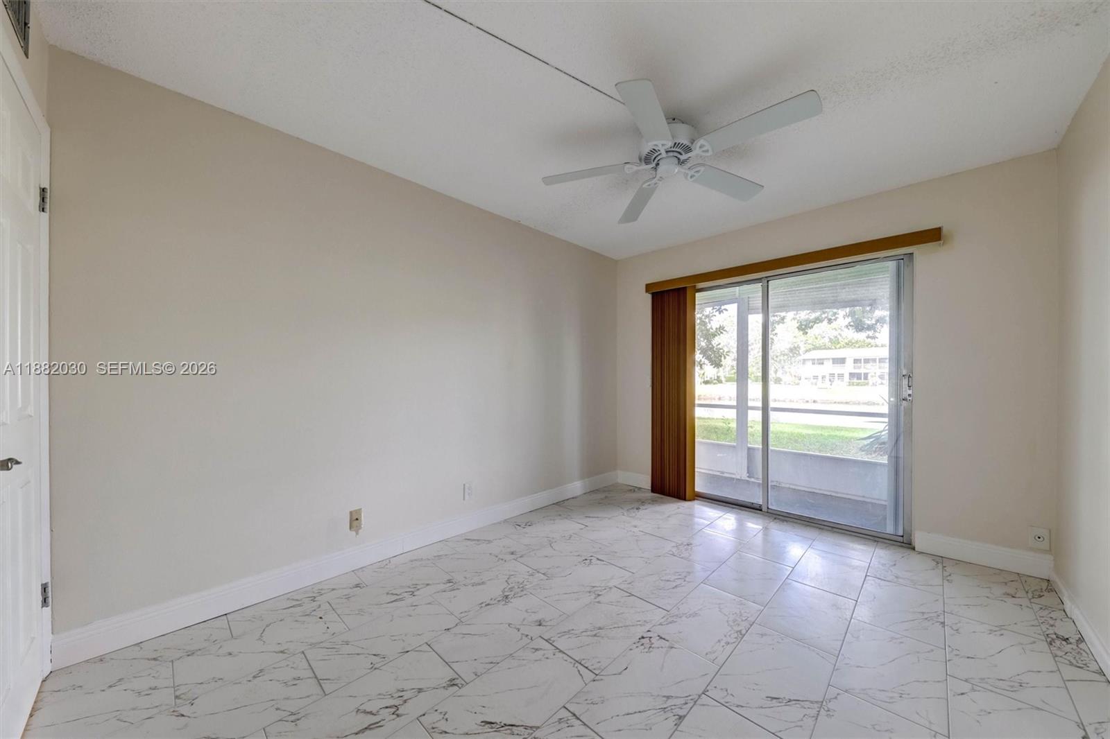 ISLEWOOD B CONDO - Residential