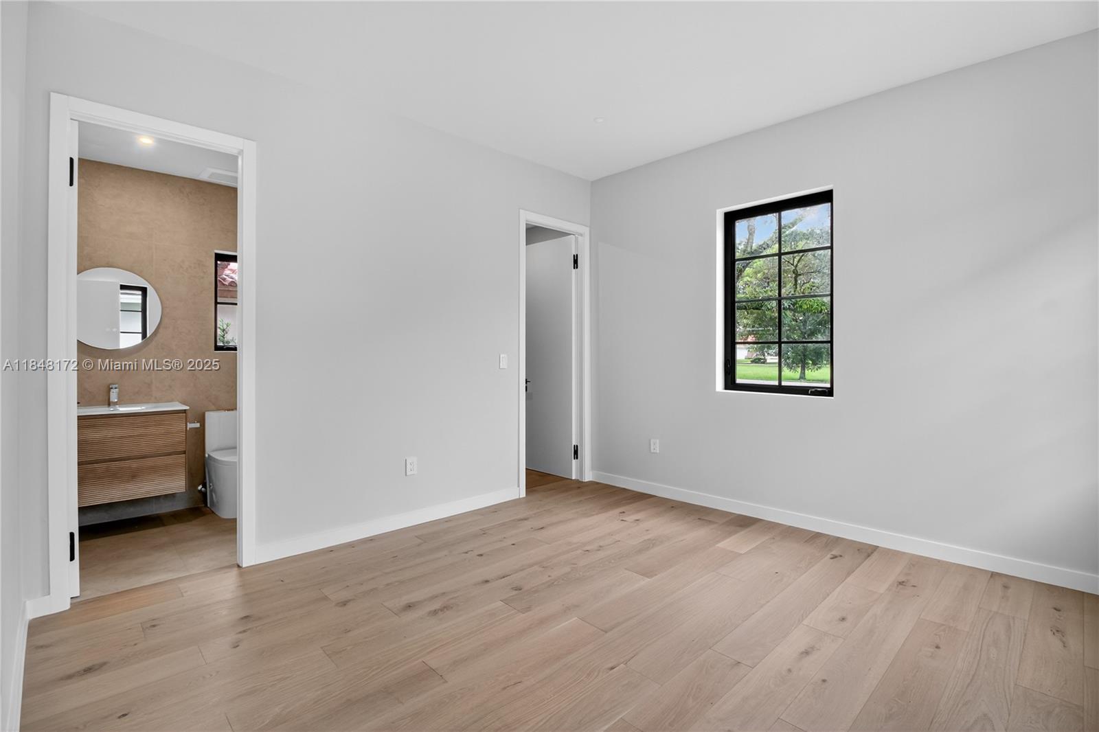 CORAL GABLES SEC E - Residential