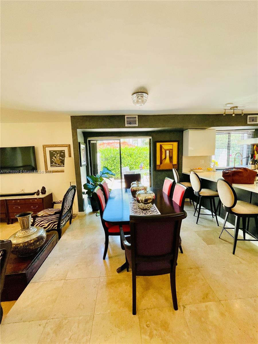 BRICKELLS FLAGLER - Residential Lease