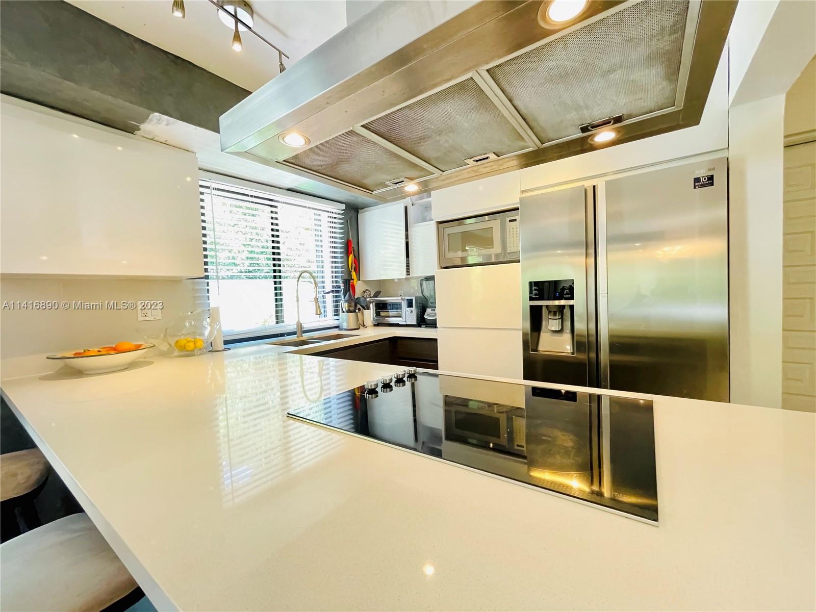 BRICKELLS FLAGLER - Residential Lease