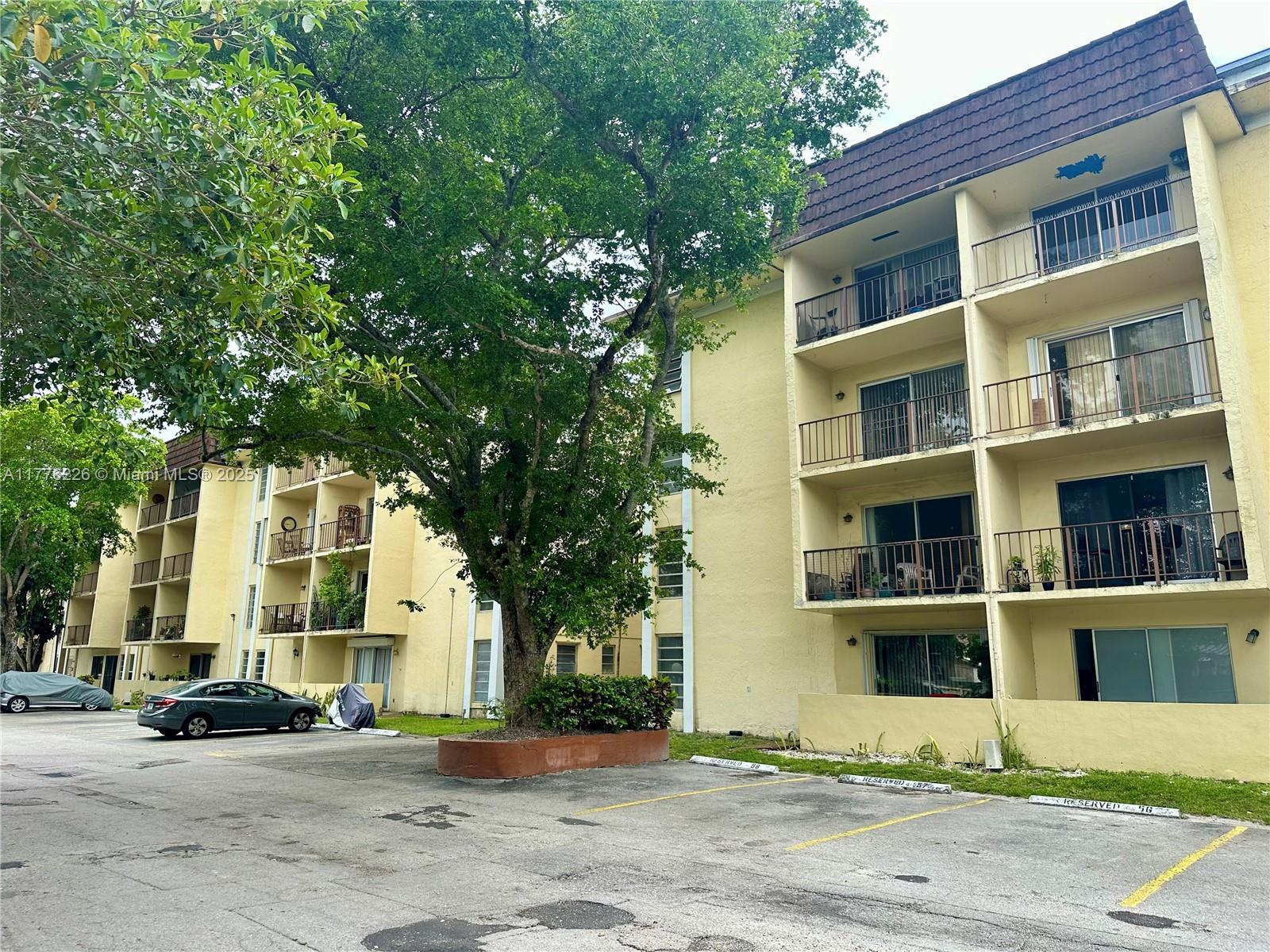 CAPRI GARDENS CONDO - Residential