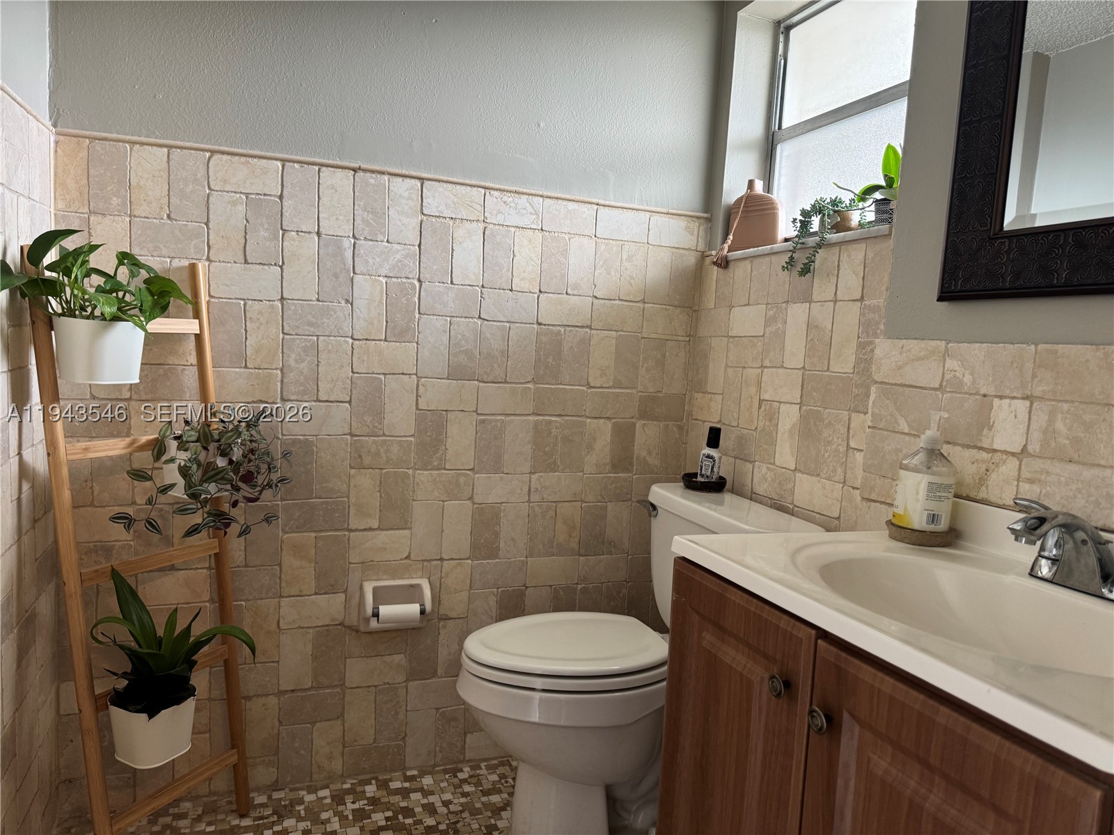 POINCIANA 5 OF PINE ISLAN - Residential