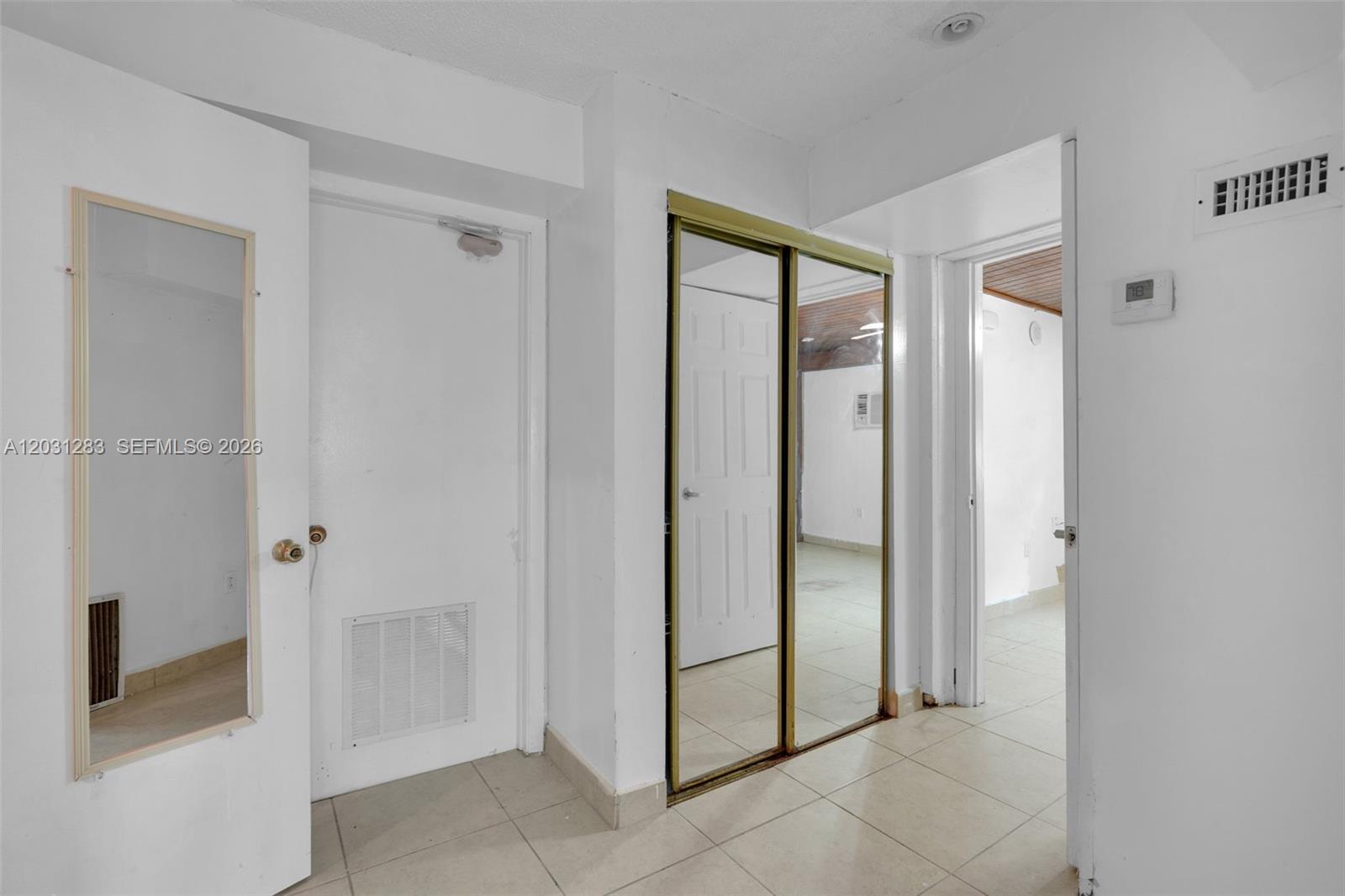 FAIRLAWN - Residential