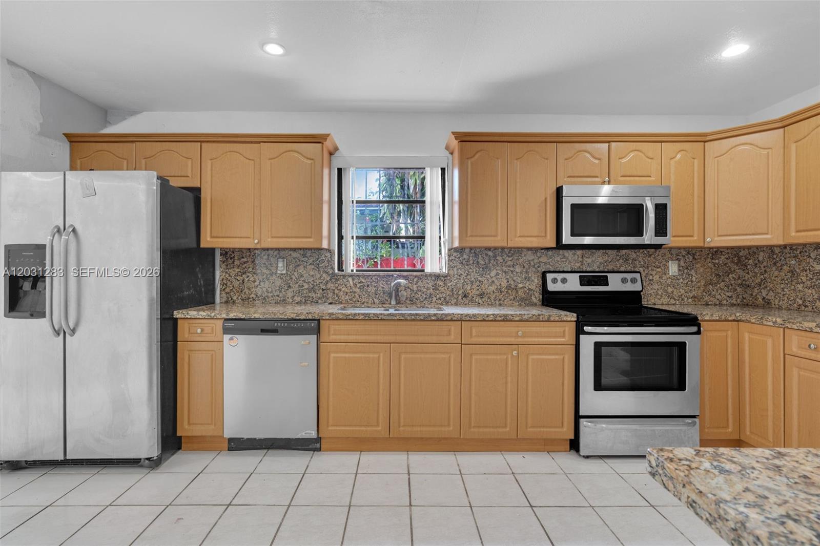 FAIRLAWN - Residential