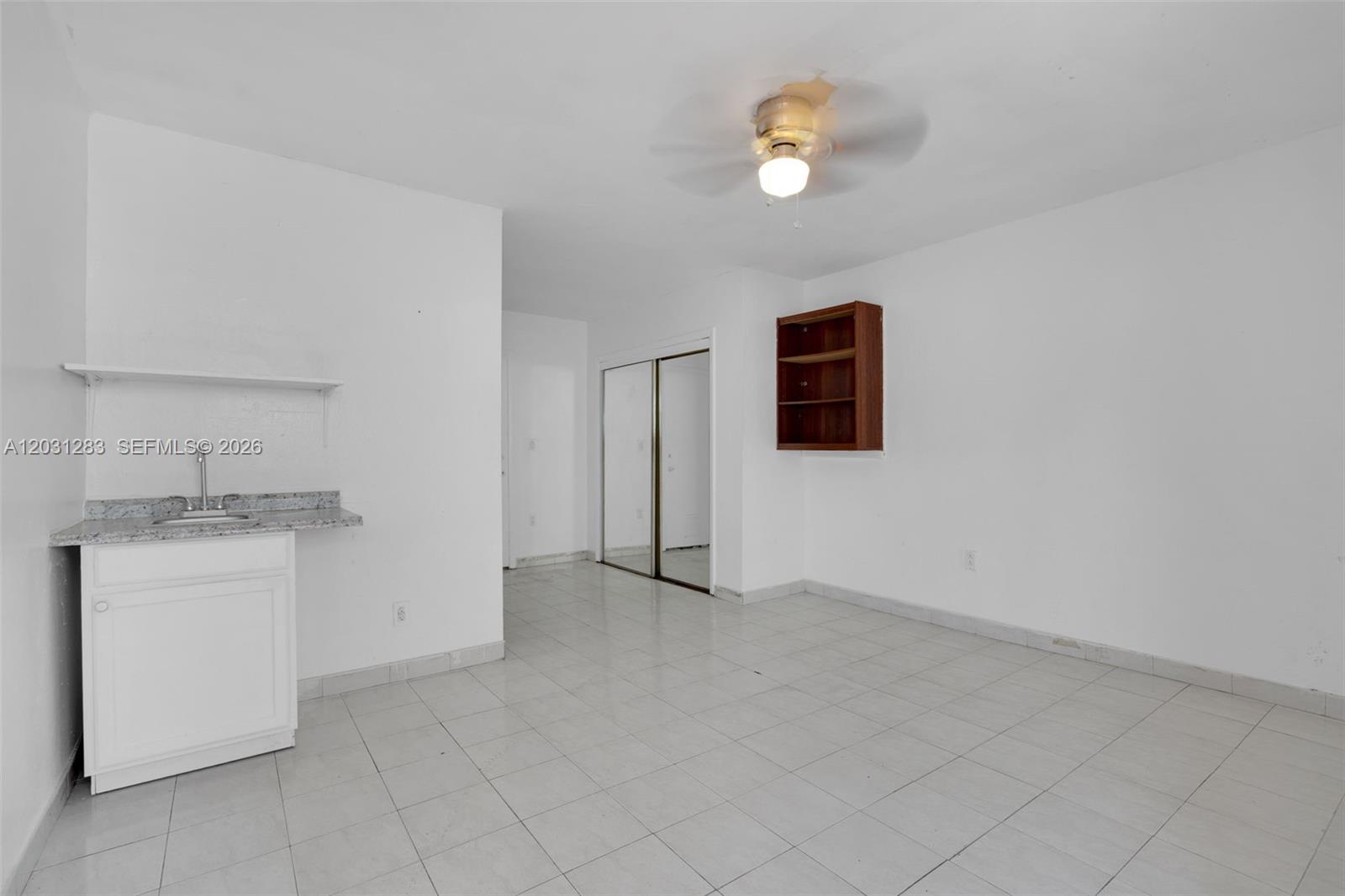 FAIRLAWN - Residential