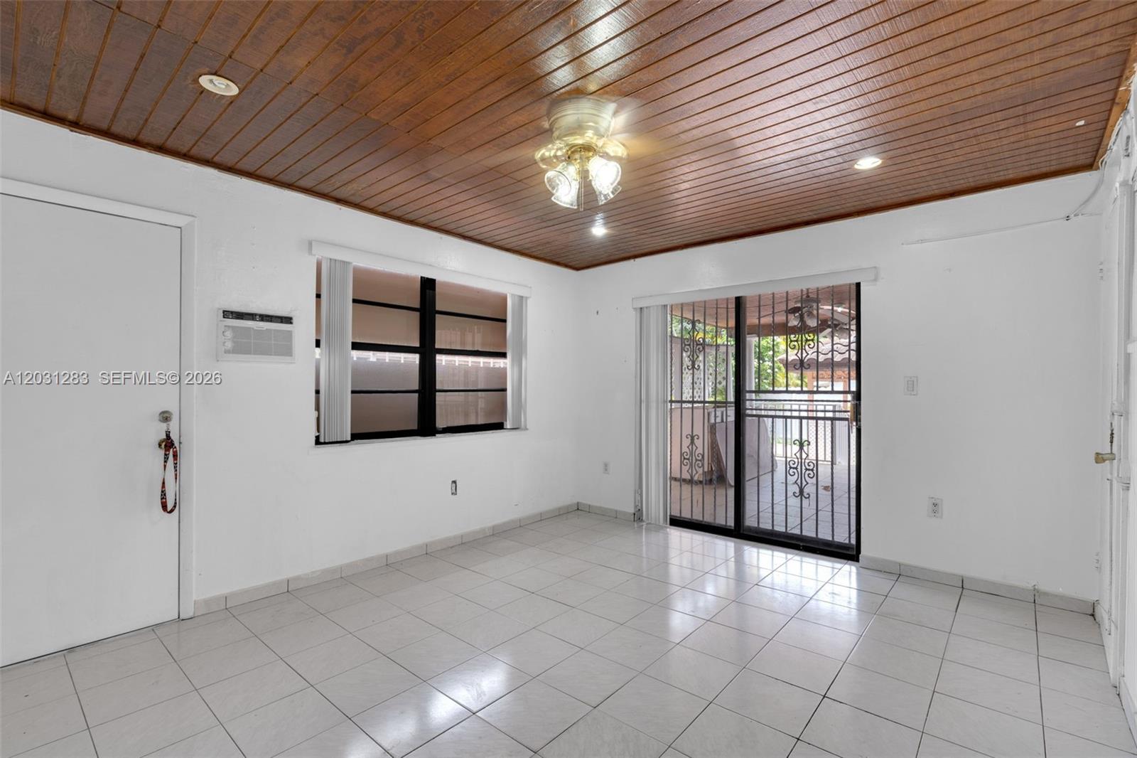 FAIRLAWN - Residential
