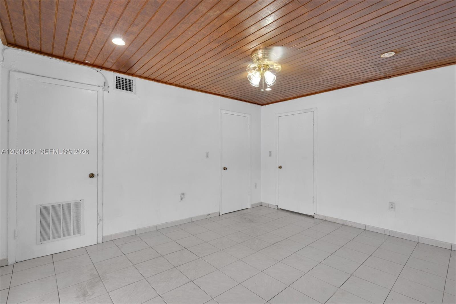 FAIRLAWN - Residential