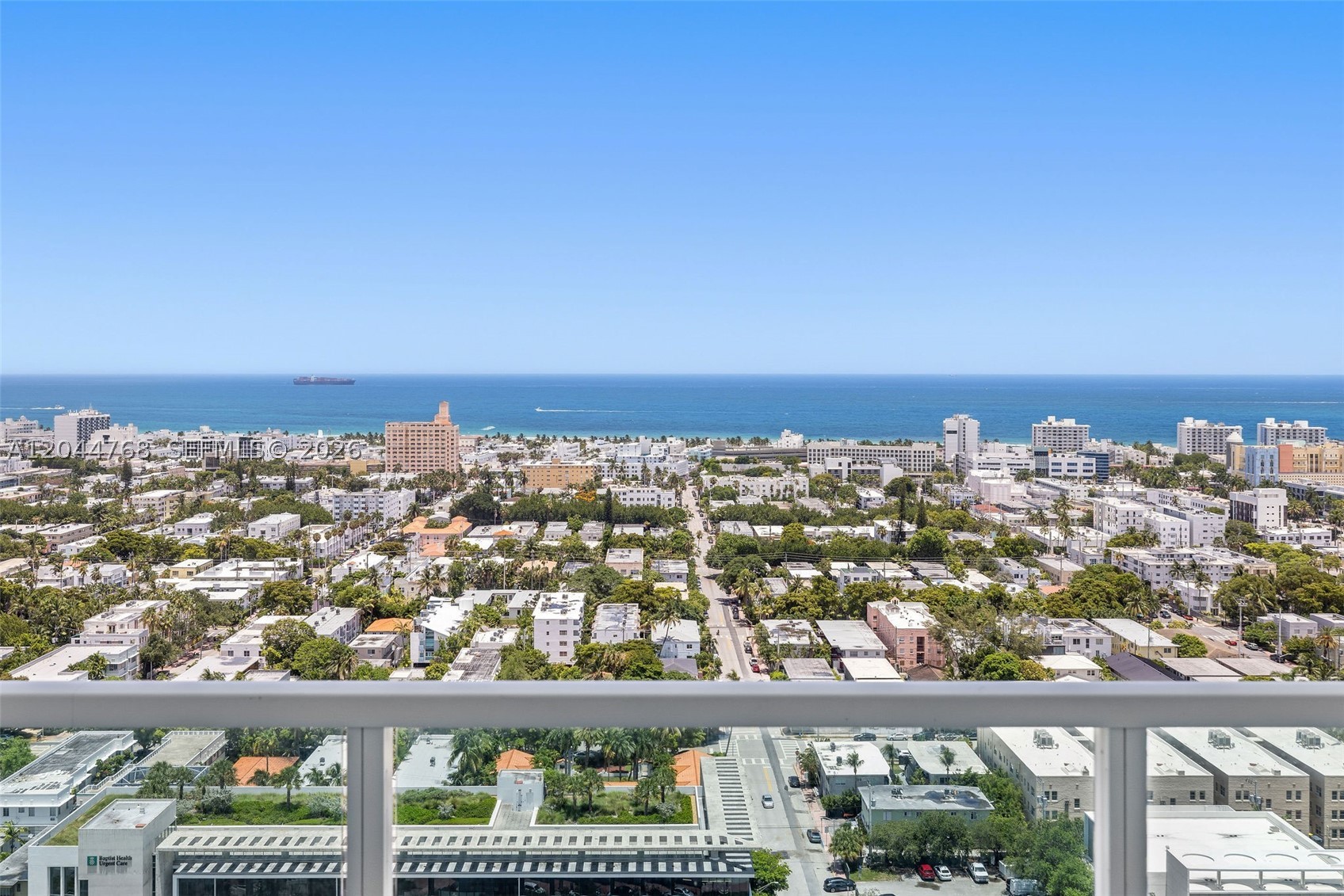 THE FLORIDIAN CONDO - Residential Lease