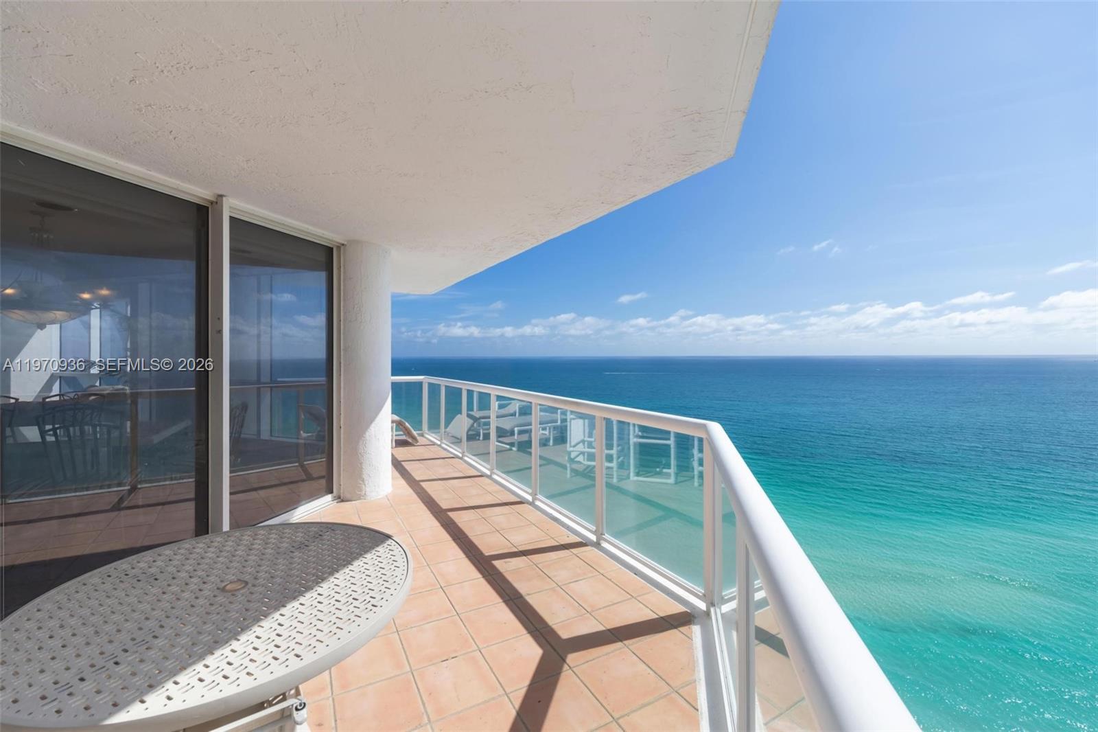 OCEANIA I CONDO - Residential