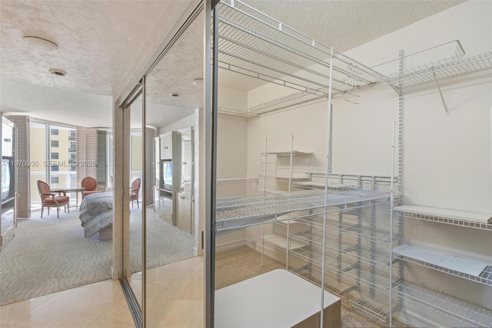 OCEANIA I CONDO - Residential