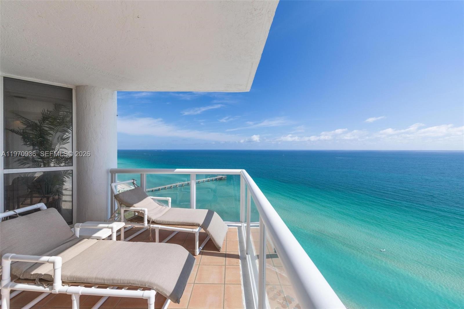OCEANIA I CONDO - Residential