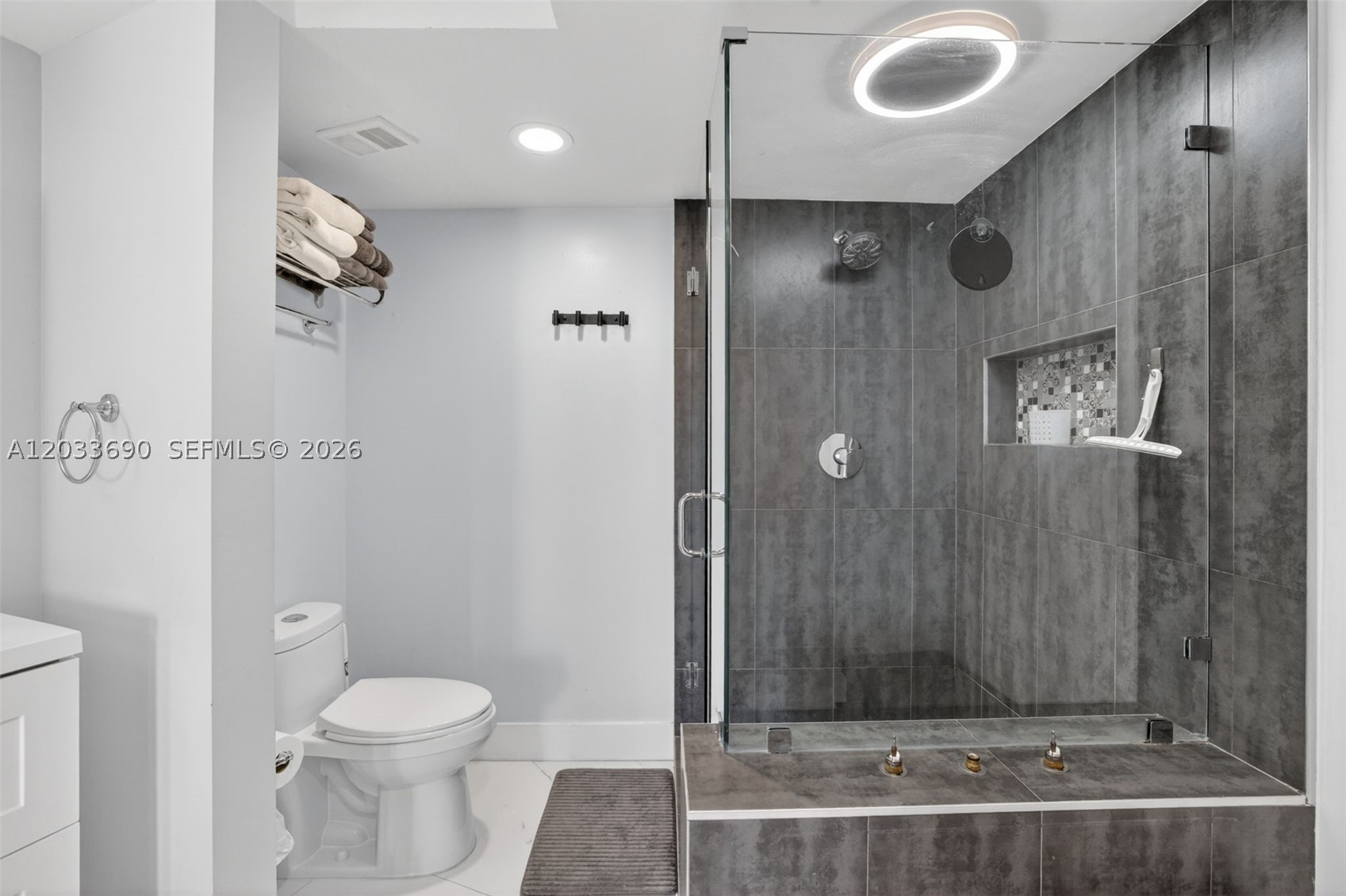 WILLIAMS ISLAND - Residential Lease