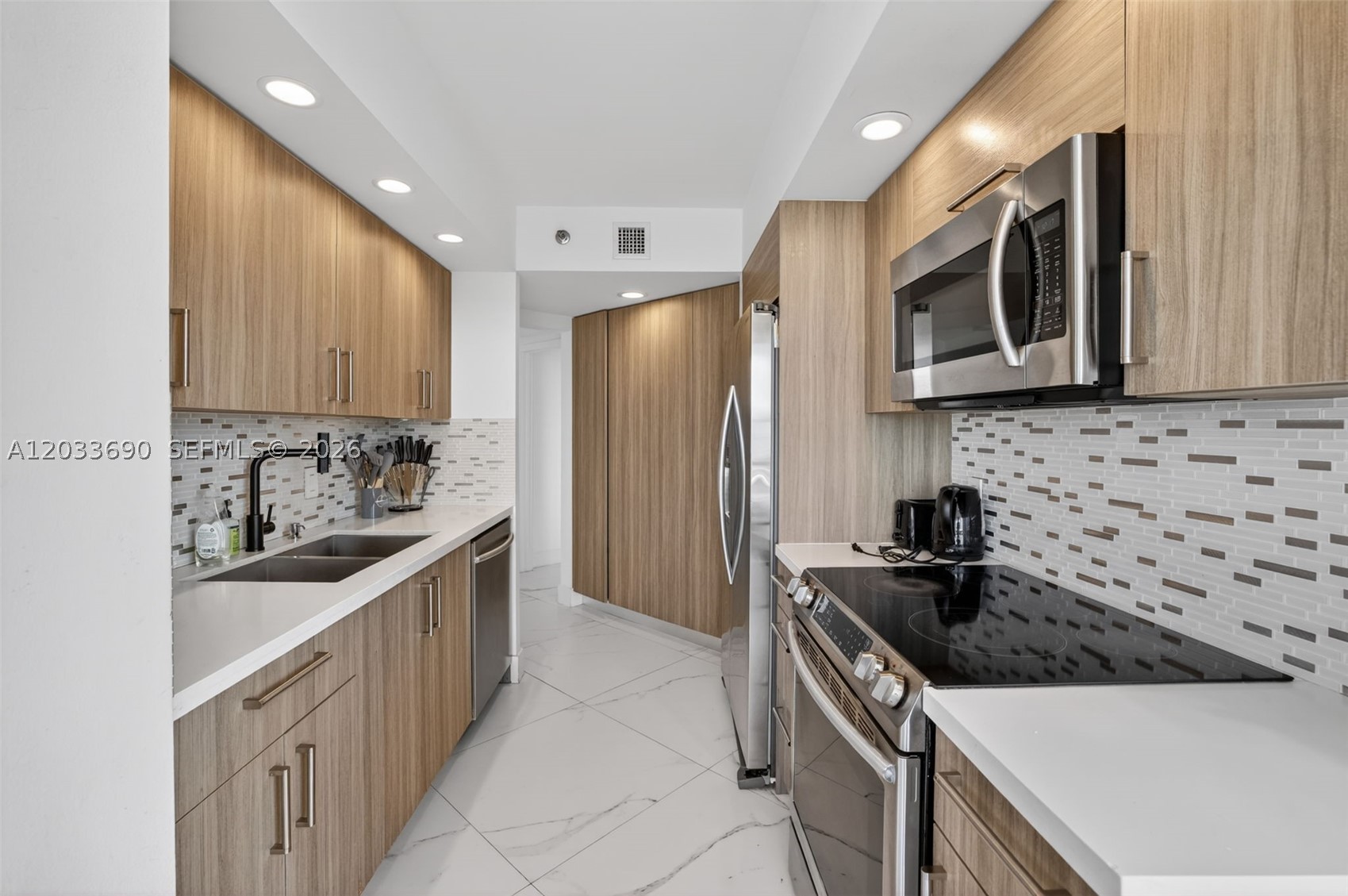 WILLIAMS ISLAND - Residential Lease
