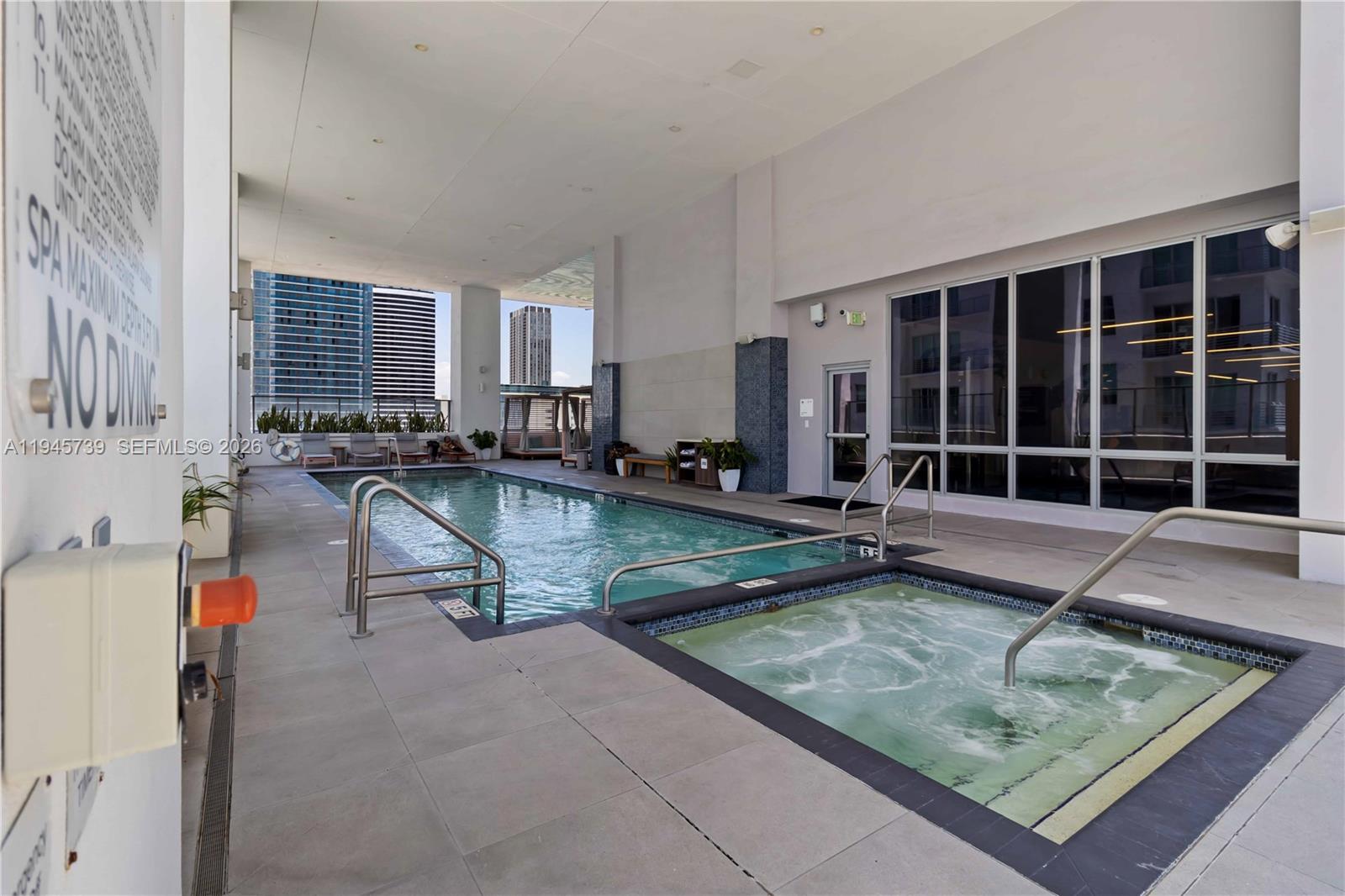 YOTEL - Residential