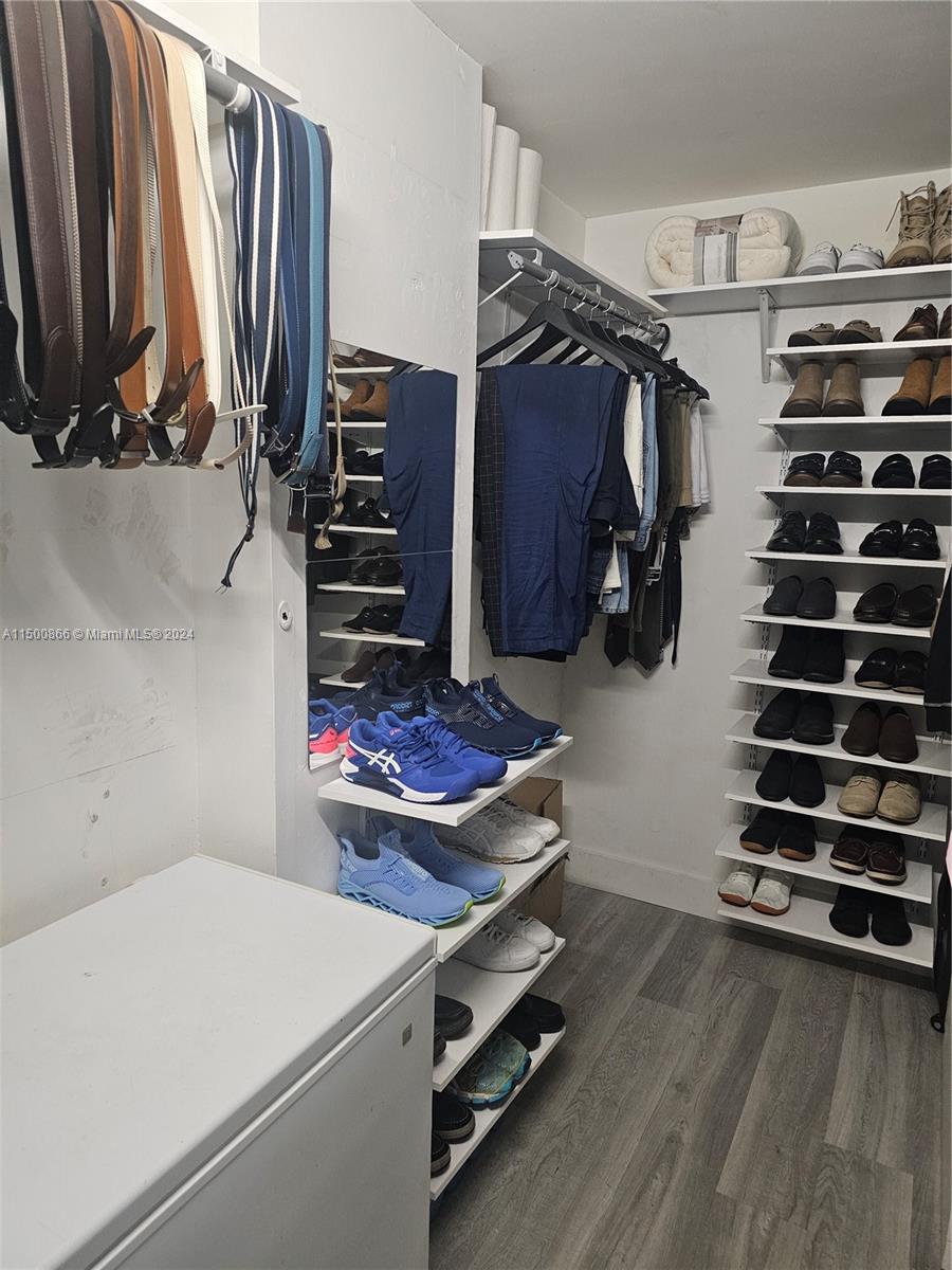 ASHMONT CONDOMINIUM - Residential