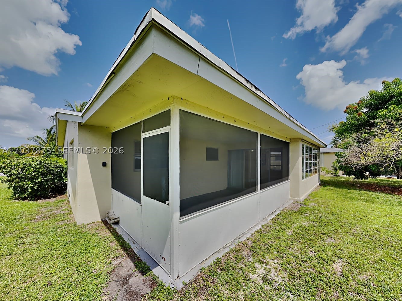 LAUDERDALE LAKES NORTH GA - Residential Lease