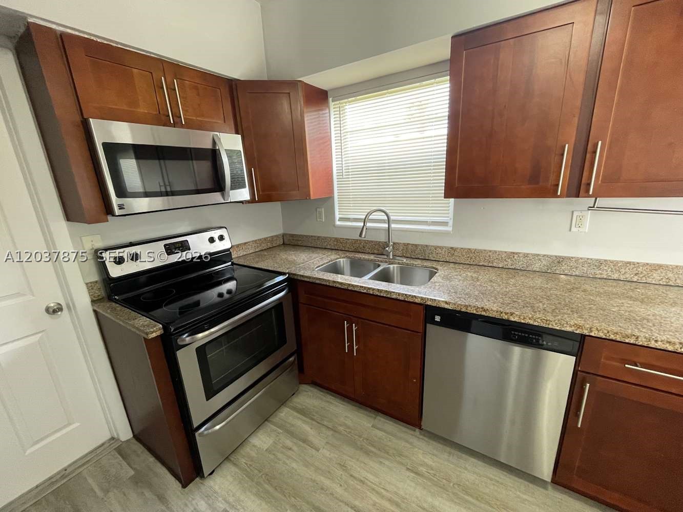 LAUDERDALE LAKES NORTH GA - Residential Lease