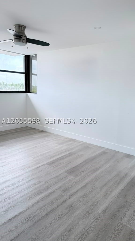 FLORIDA 2001 CONDO PH I - Residential Lease