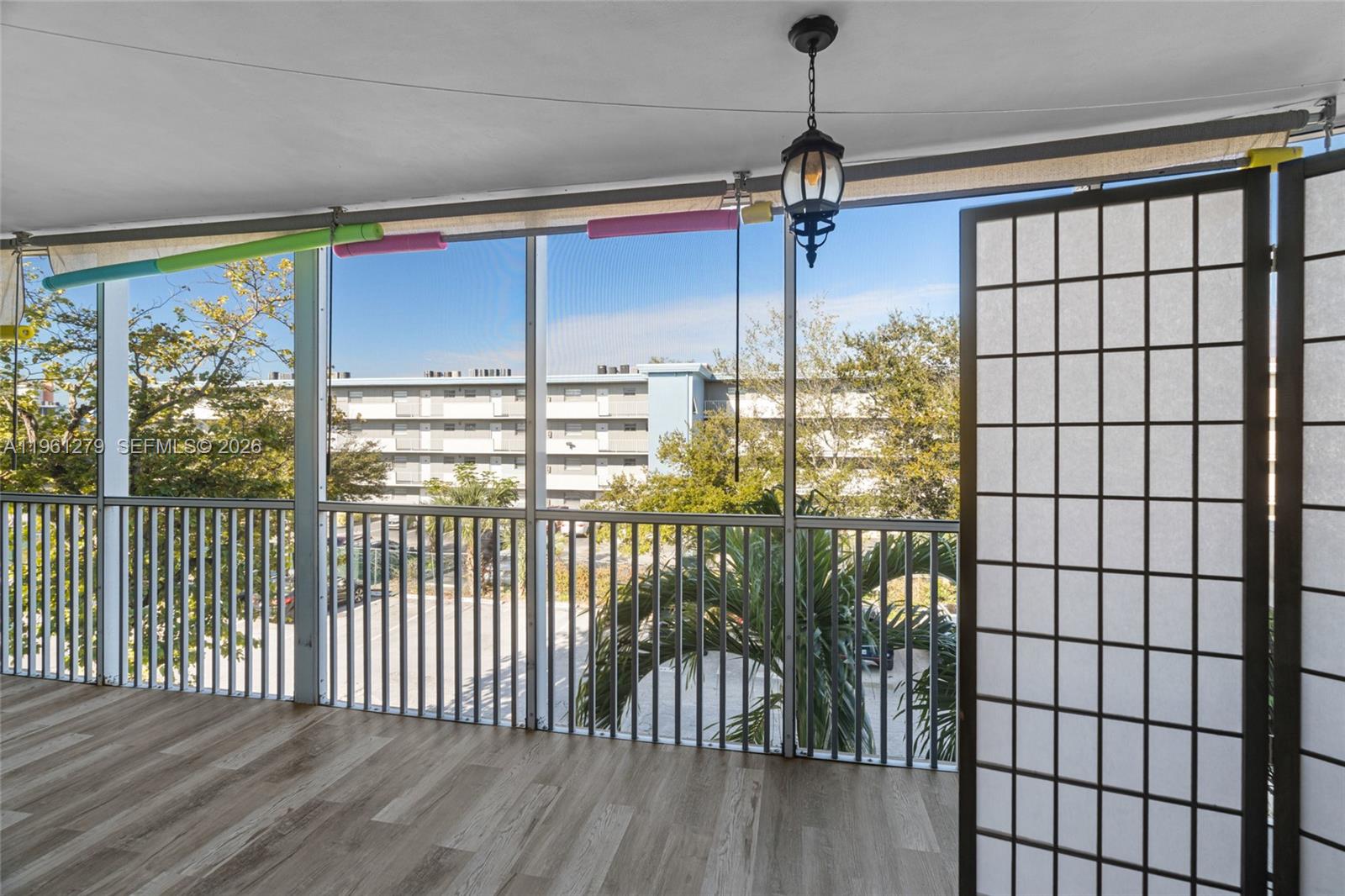 JADE WINDS GROUP BAMBOO G - Residential