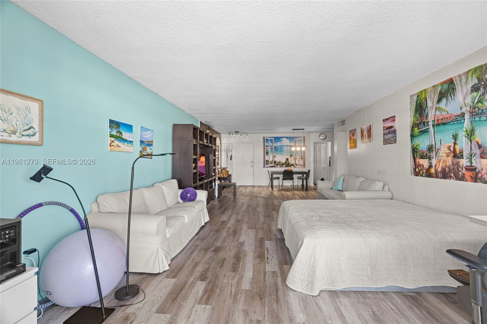 JADE WINDS GROUP BAMBOO G - Residential